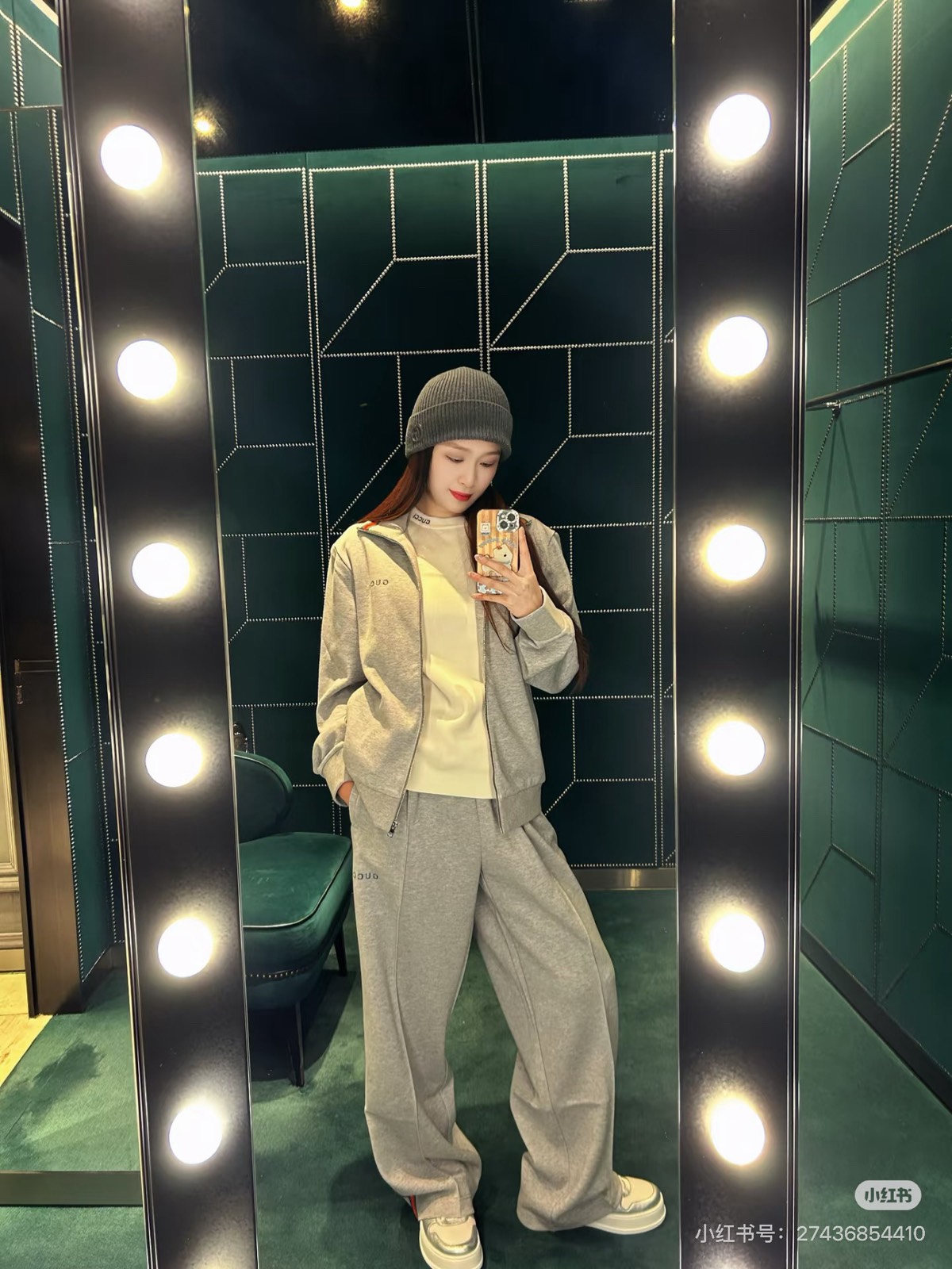 Gucci Clothing-286