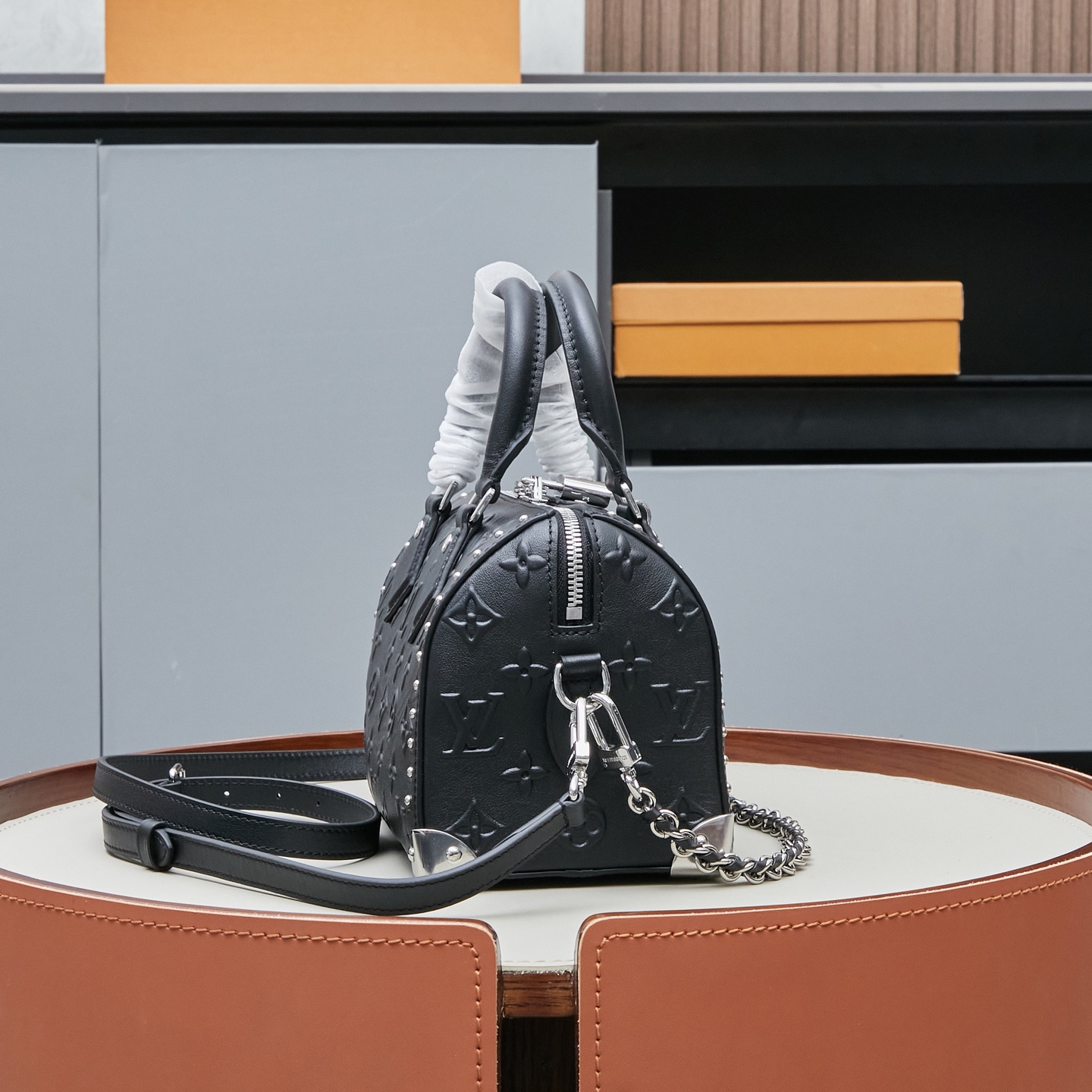 Louis Vuitton Hot New Product-193