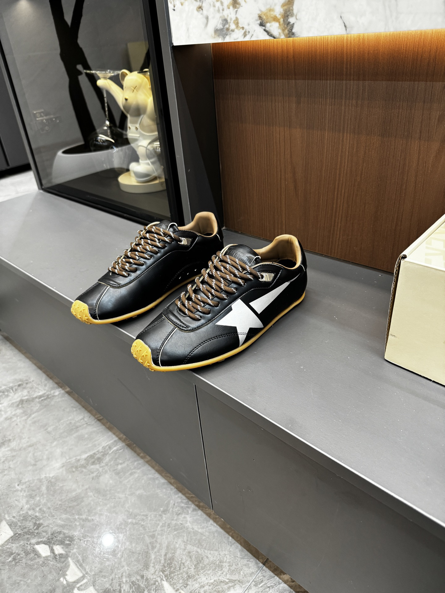 Golden Goose Sneakers-23