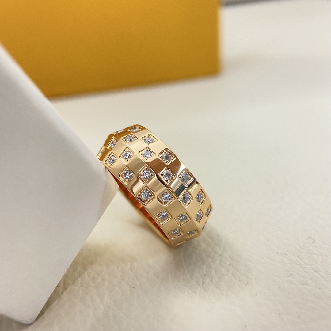 LV ring-65