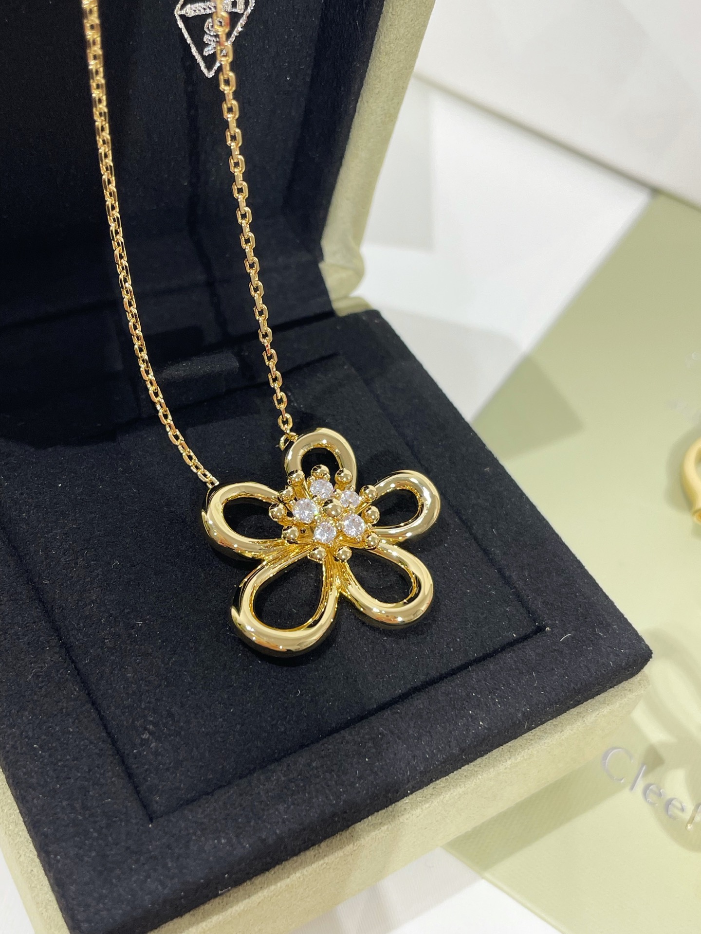 Van Cleef & Arpels necklace-14