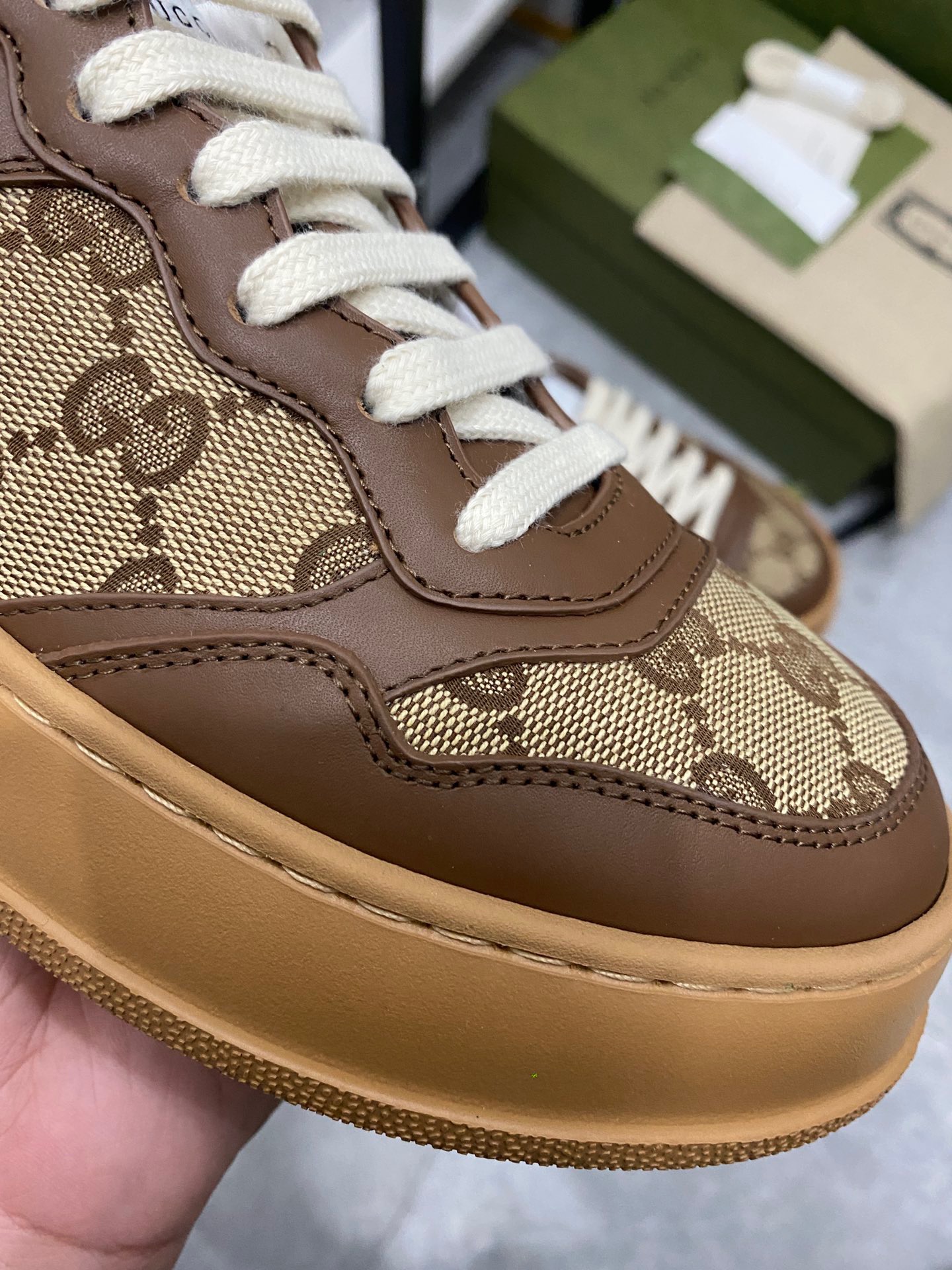 Gucci Sneakers-63