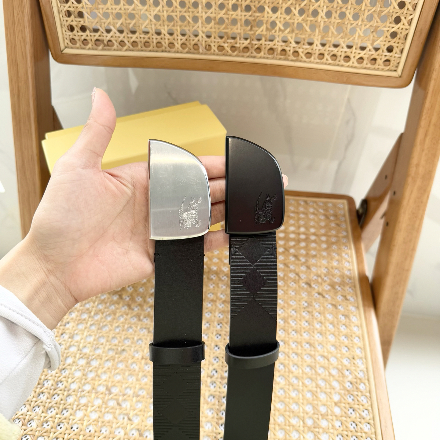 Burberry belt-69