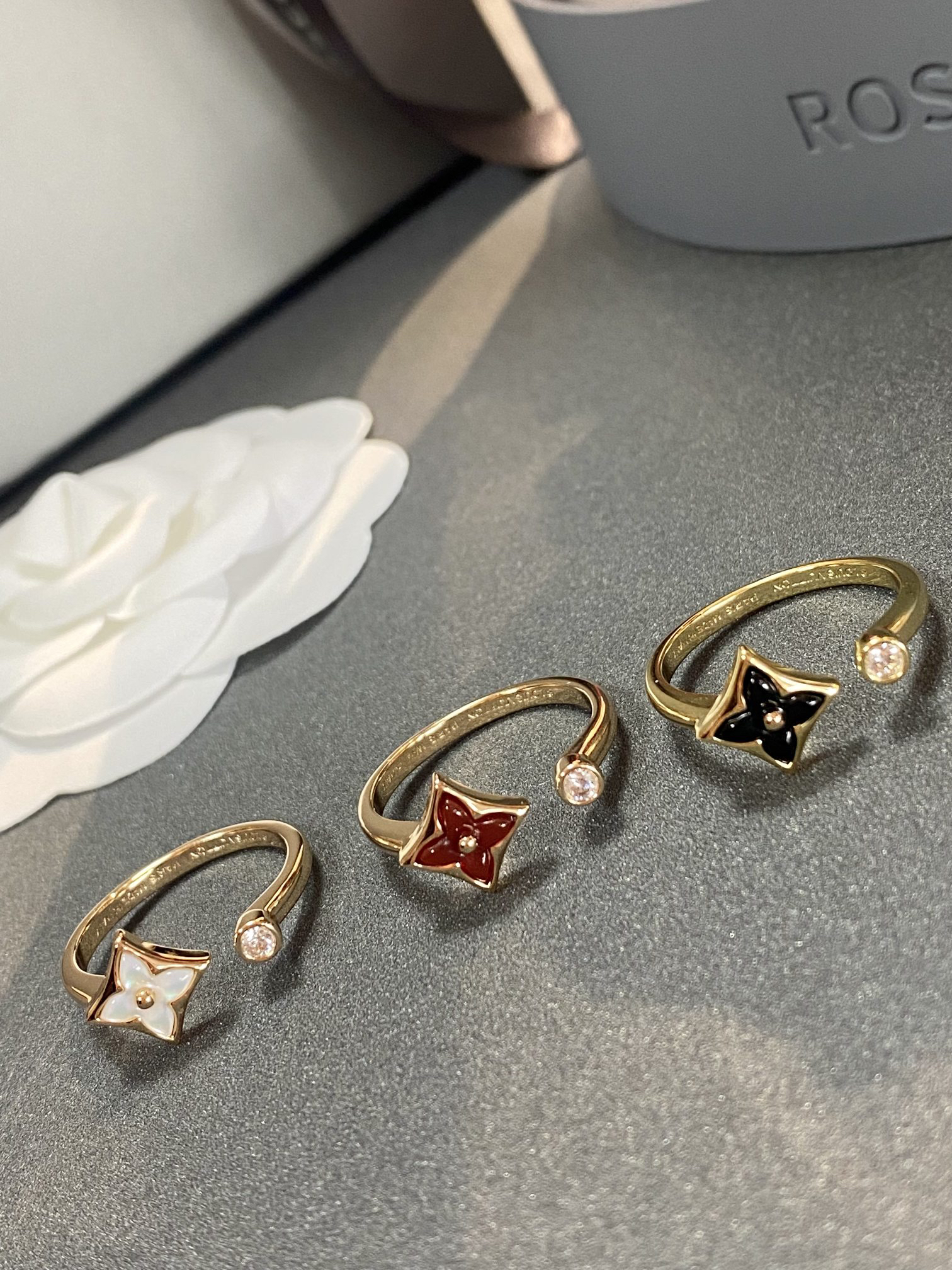 LV ring-14