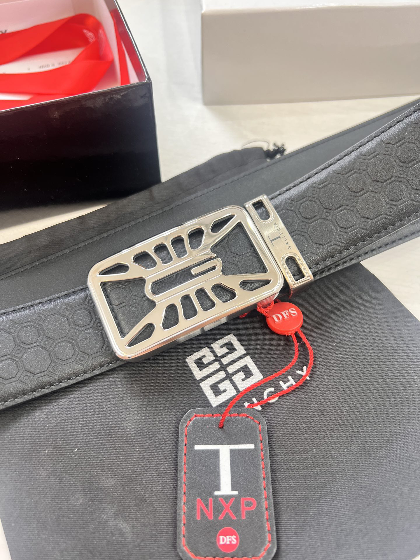 Givenchy belt-138