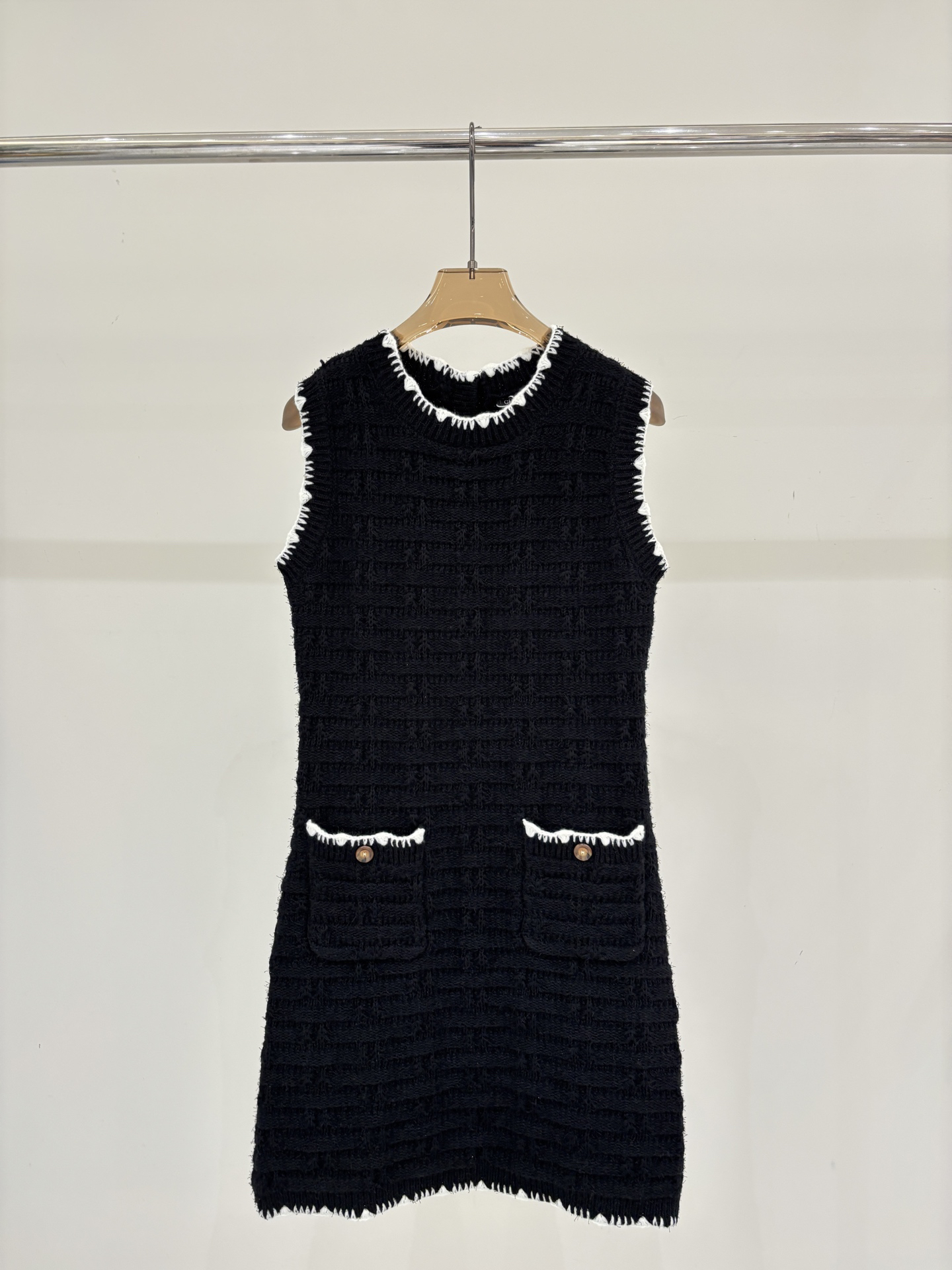 Chanel Clothing-71