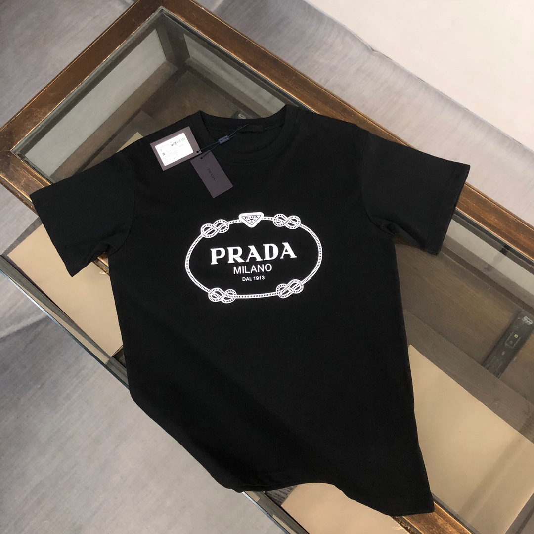 Prada clothing-274