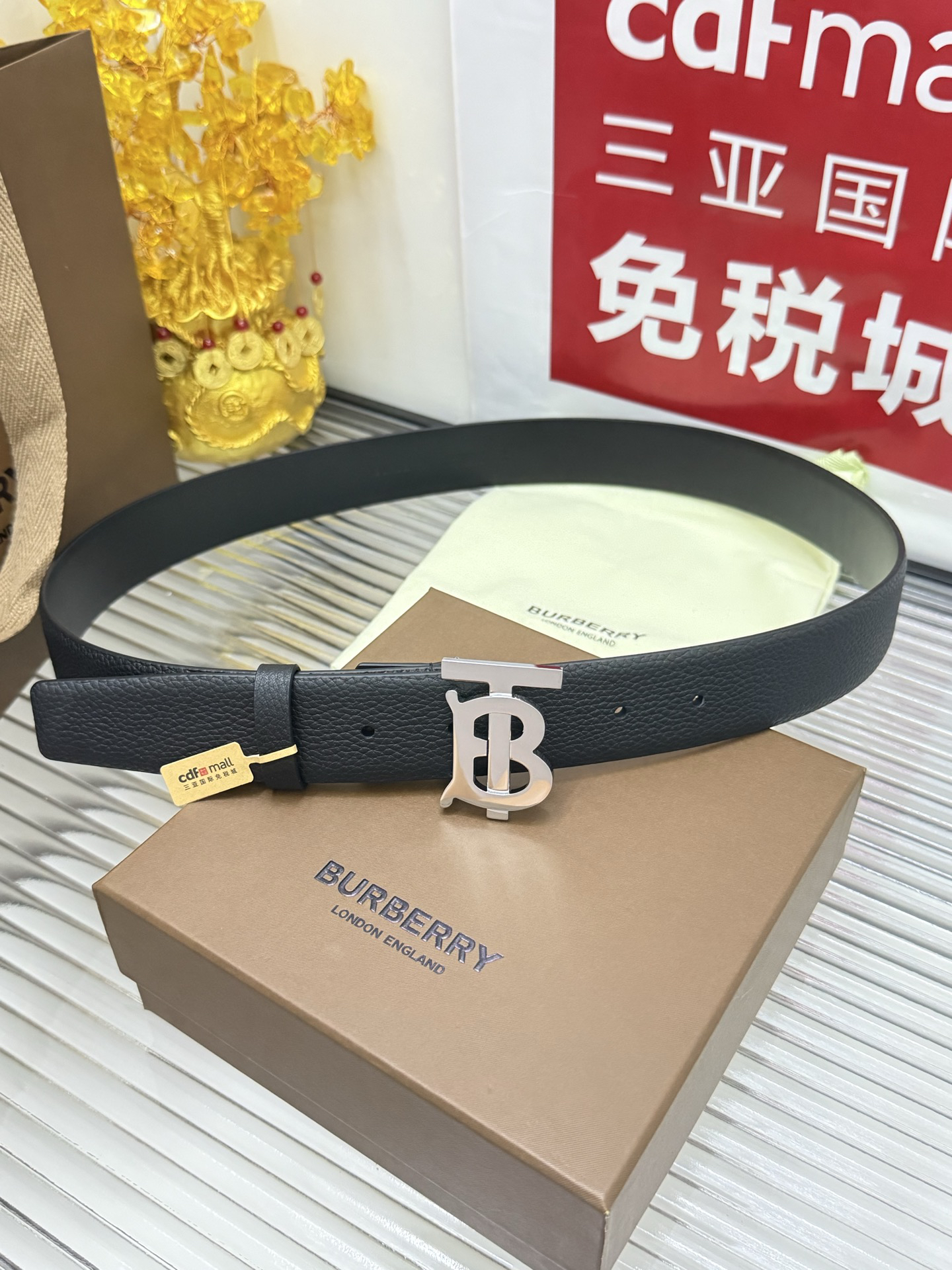 Burberry belt-9