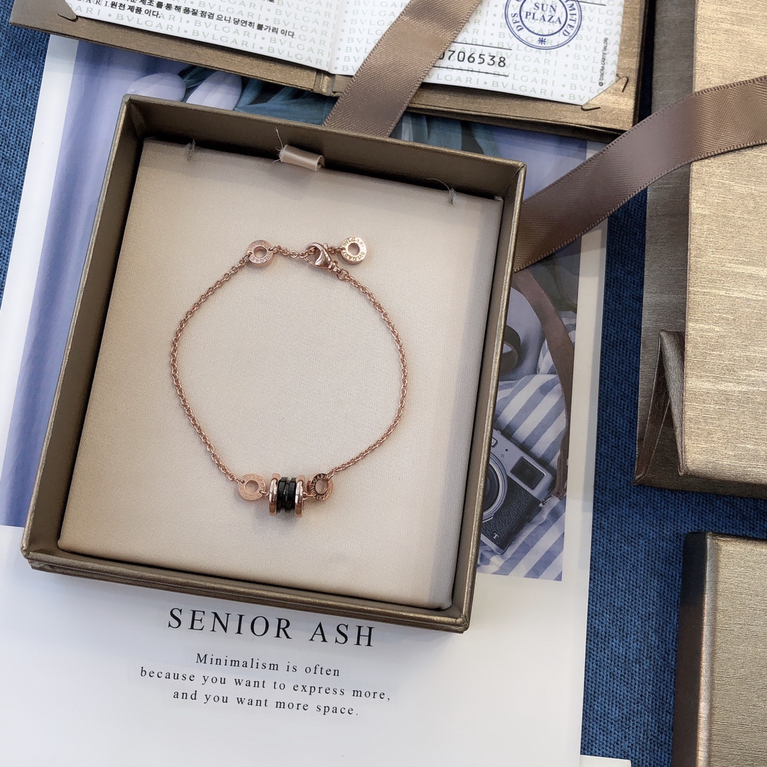 Bottega Veneta Bracelet-41