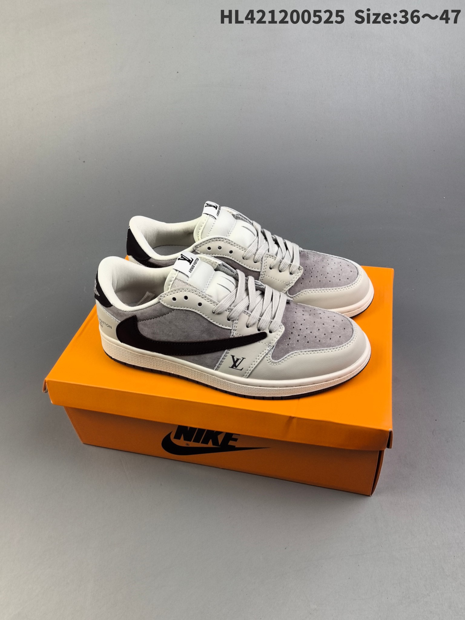 Lv Sneakers-16