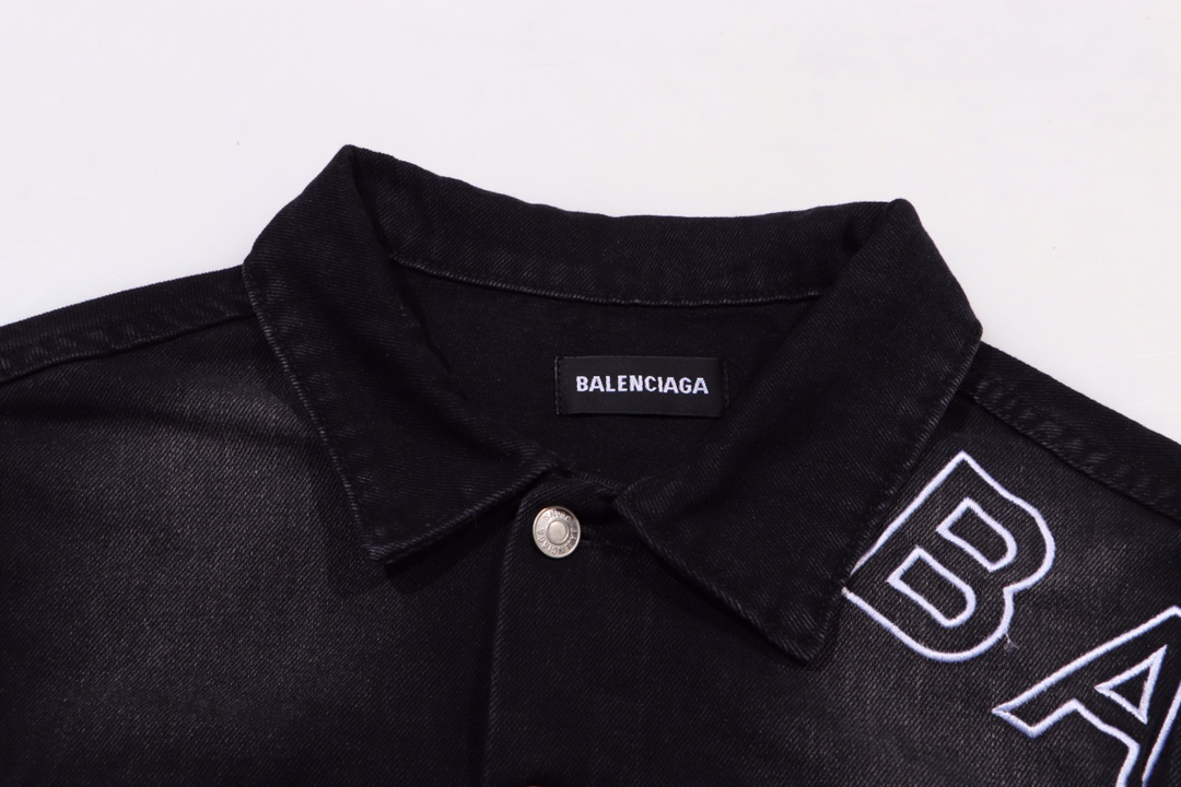 Balenciaga clothing-71