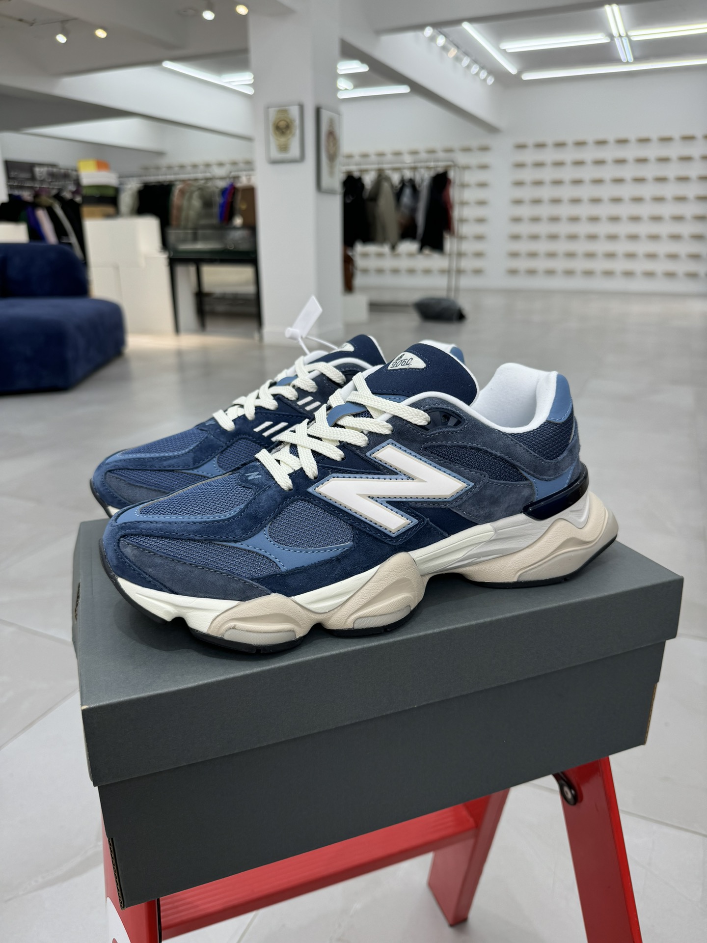 New Balance Sneakers-181