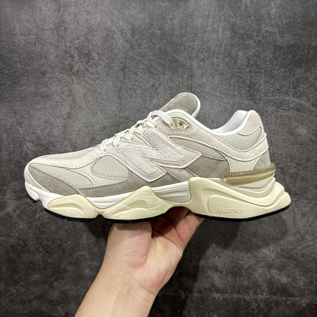 New Balance Sneakers-241