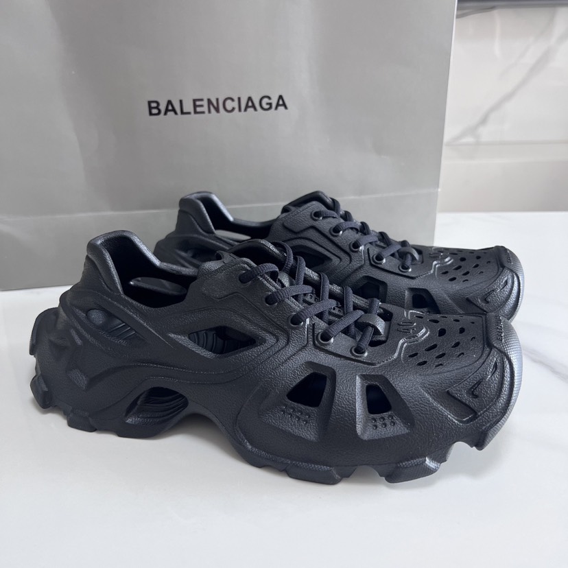 Balenciaga Summer footwear