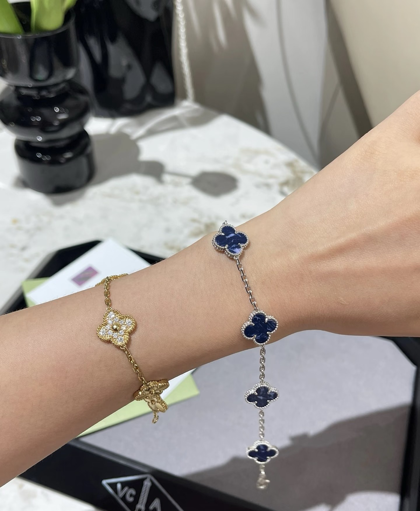 Van Cleef & Arpels Bracelet-19