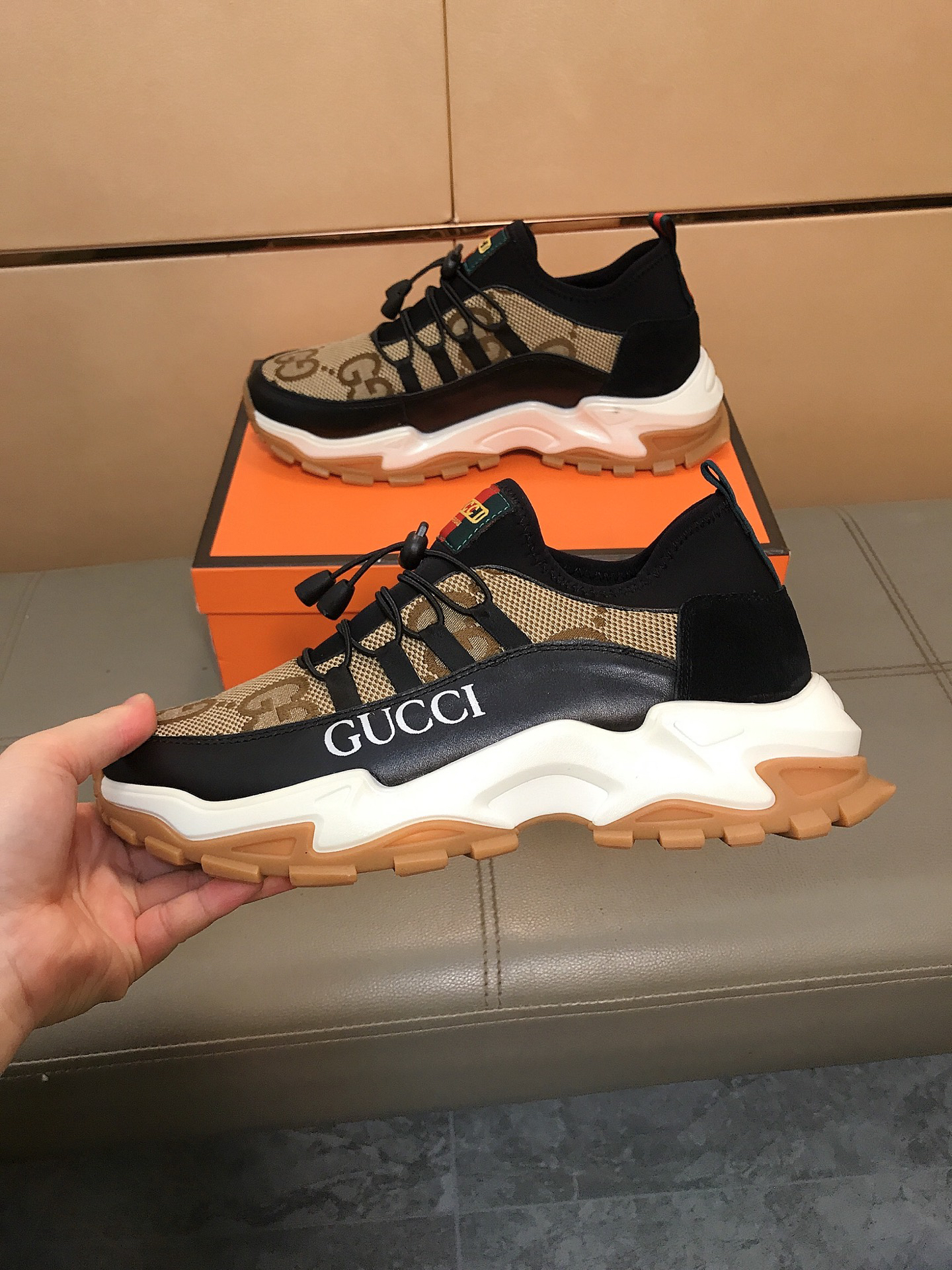 Gucci Sneakers-142