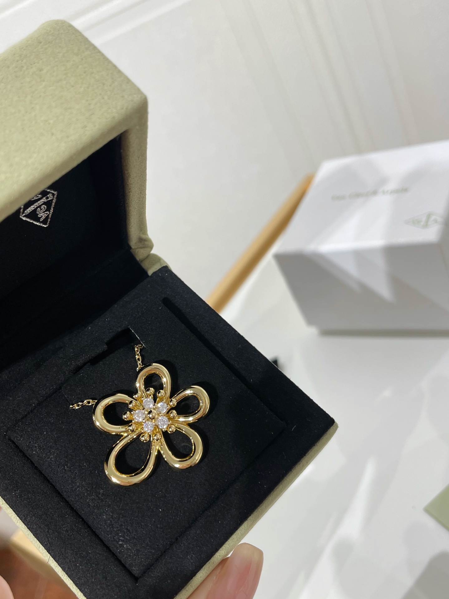 Van Cleef & Arpels necklace-14