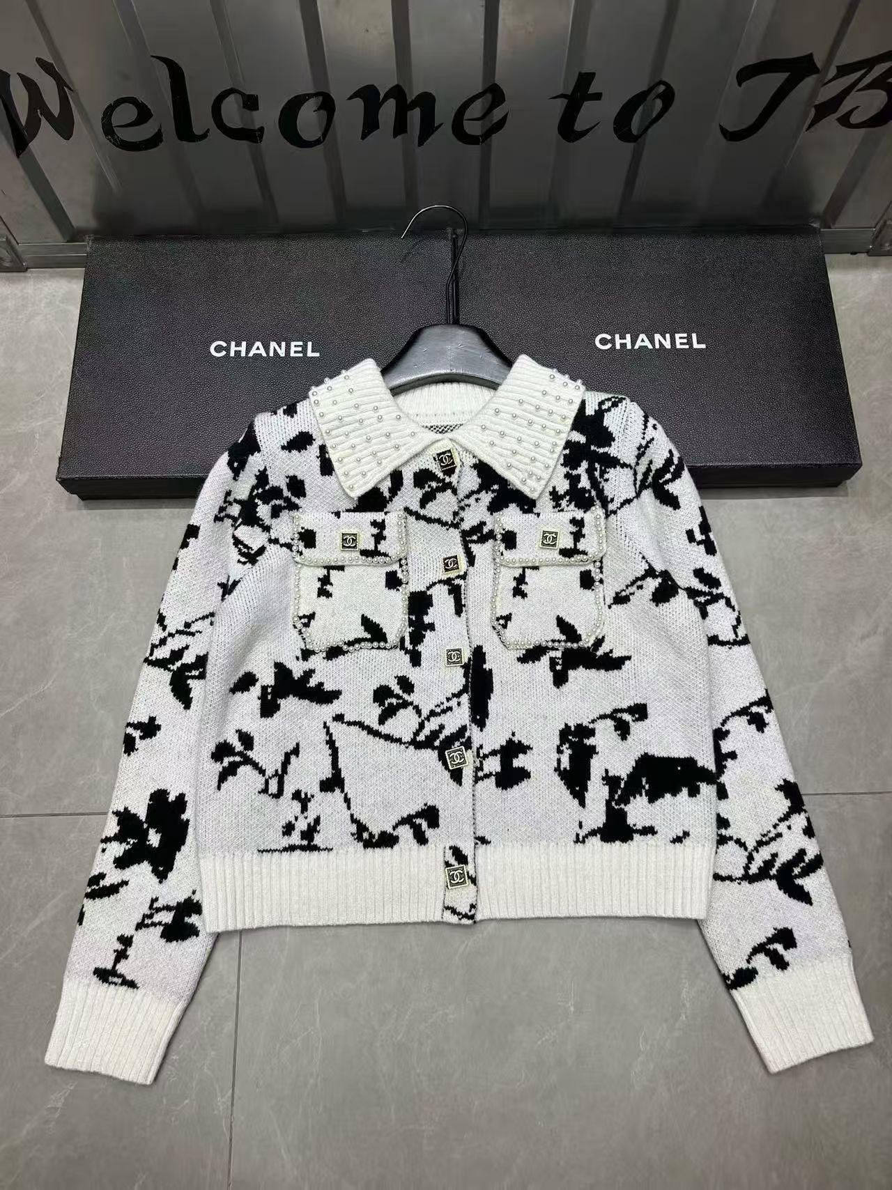 Chanel clothing-122