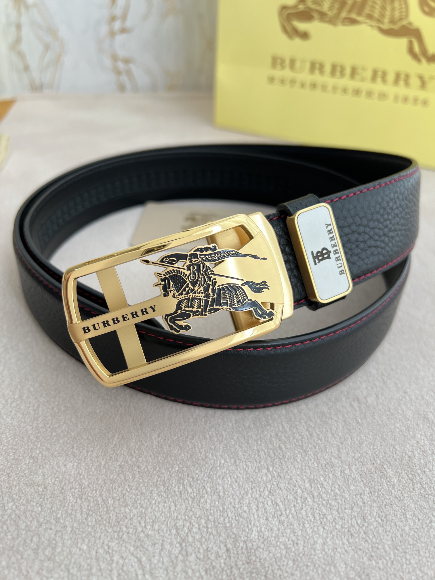 Burberry belt-64