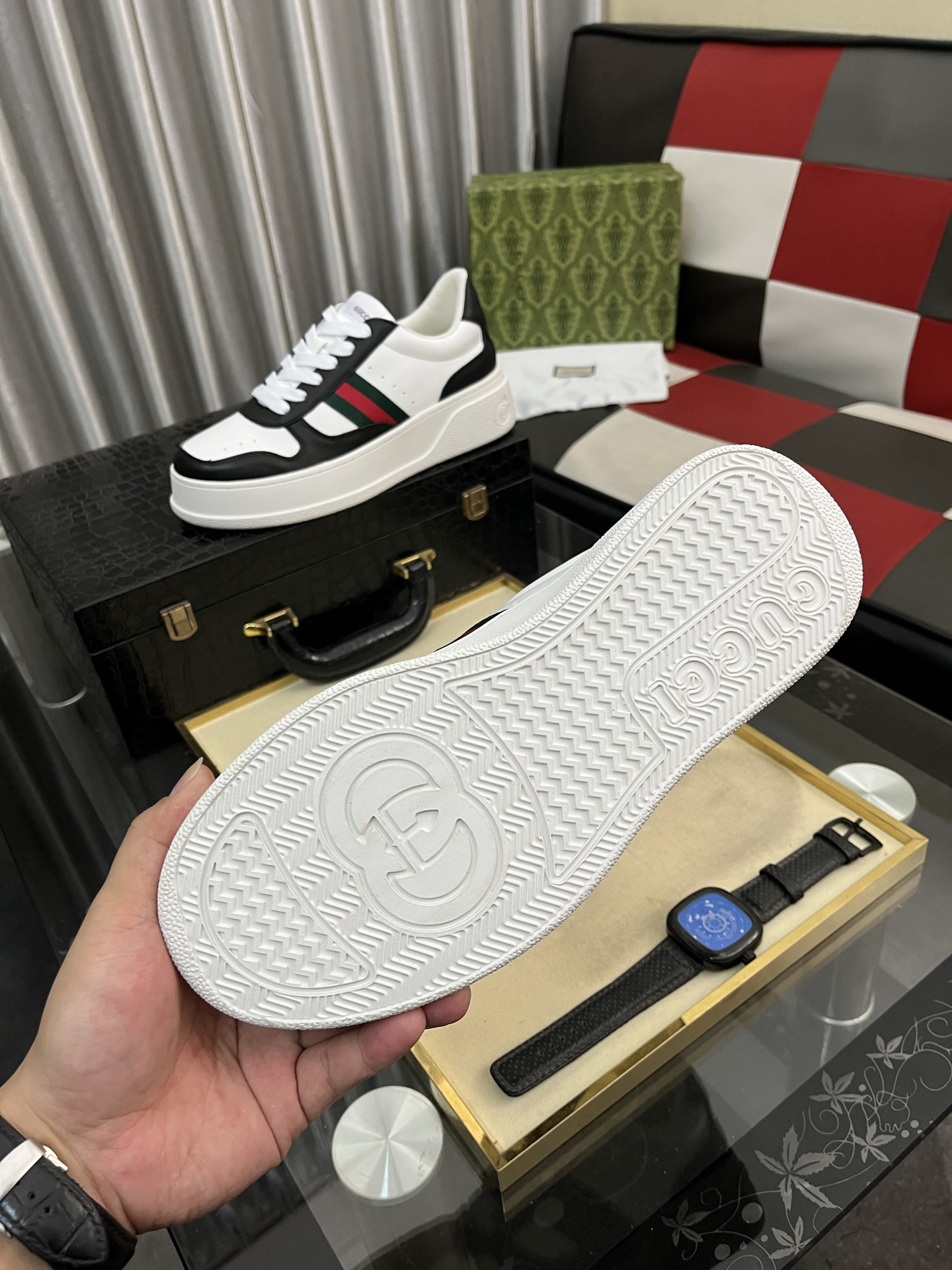 Gucci Sneakers-100