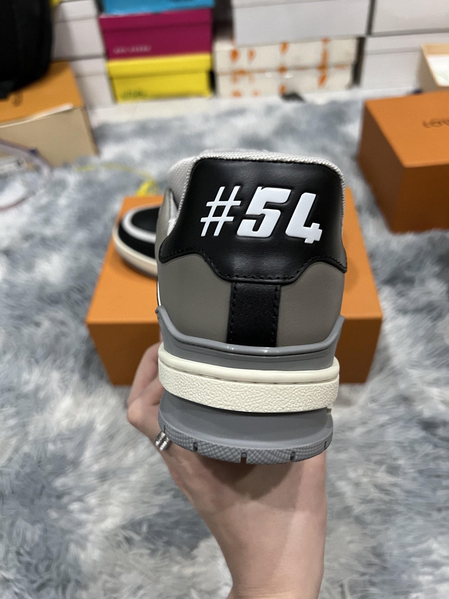 Lv Sneakers-83