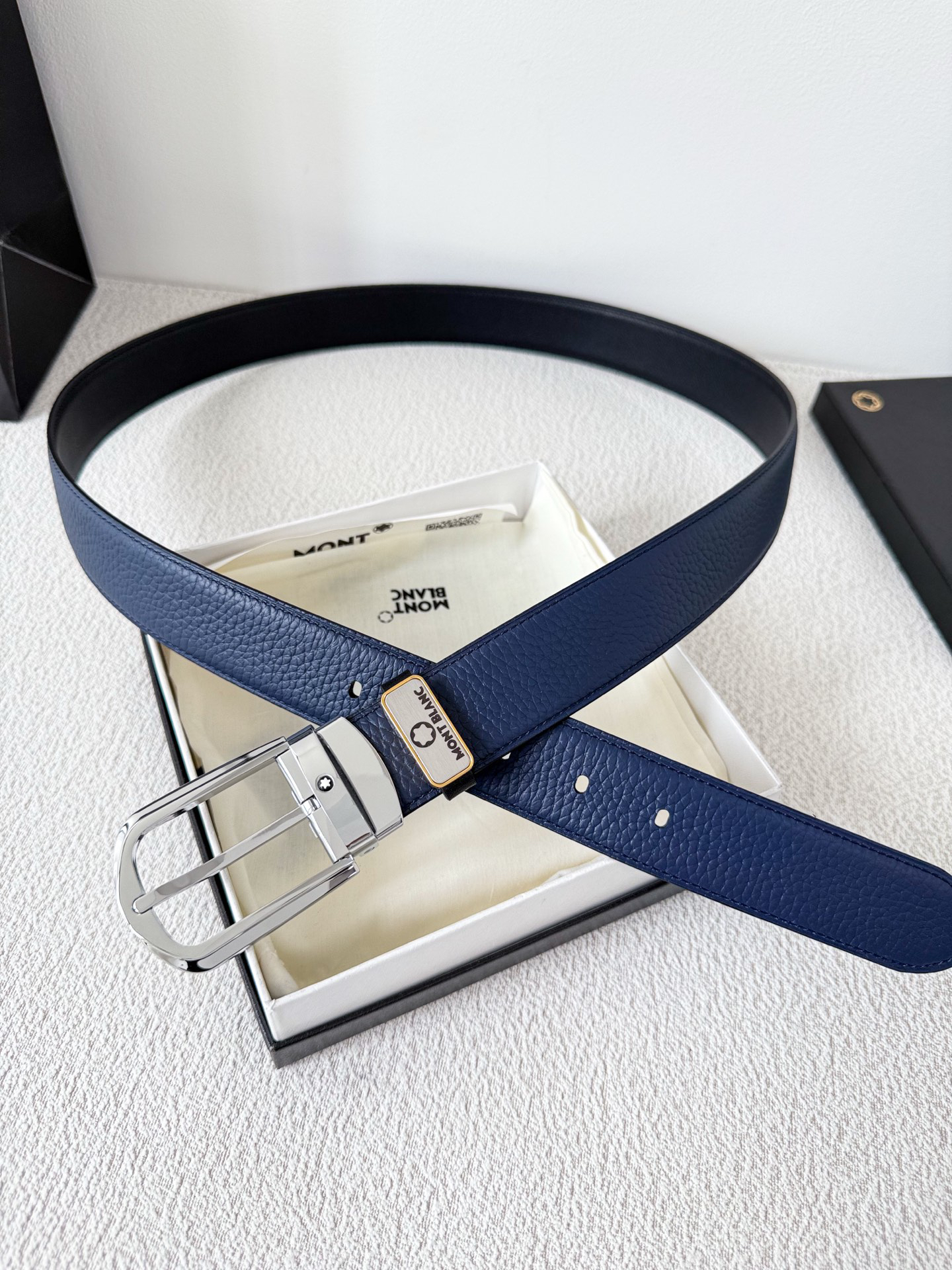 Montblanc belt-82