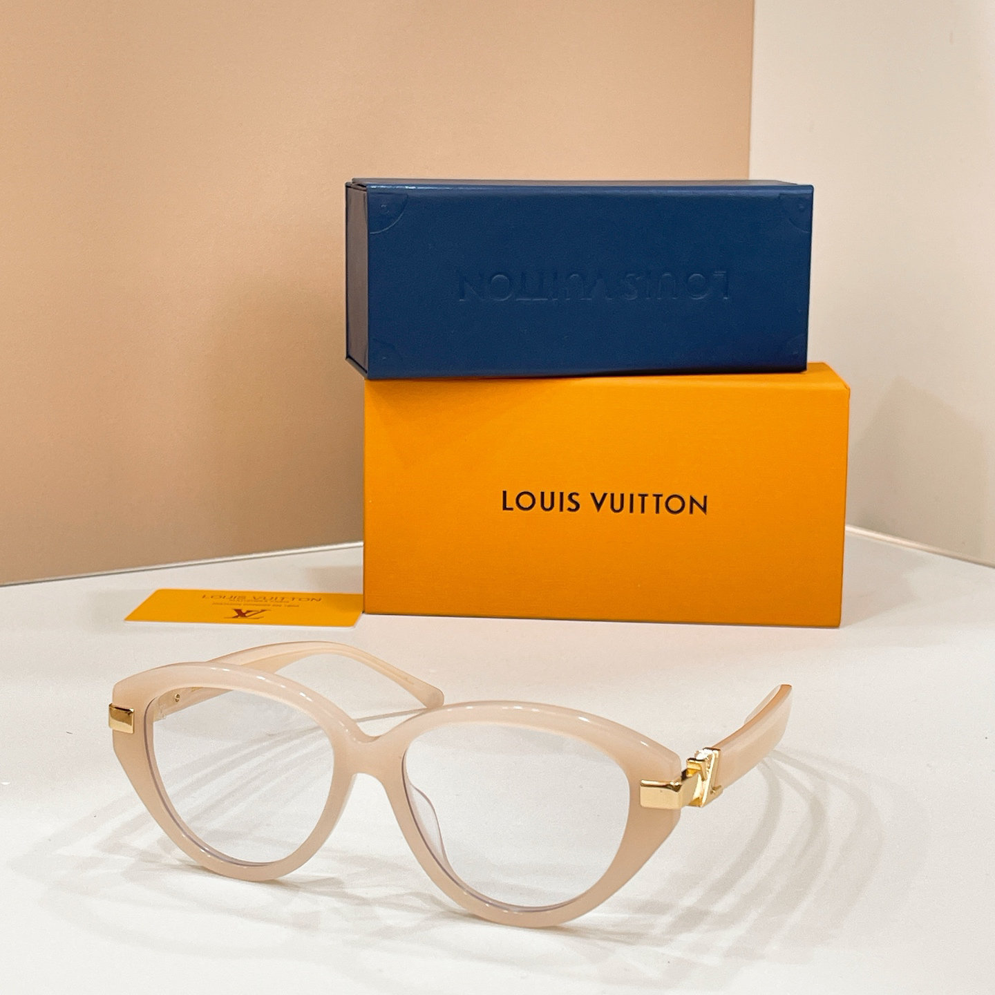 LV glasses-16