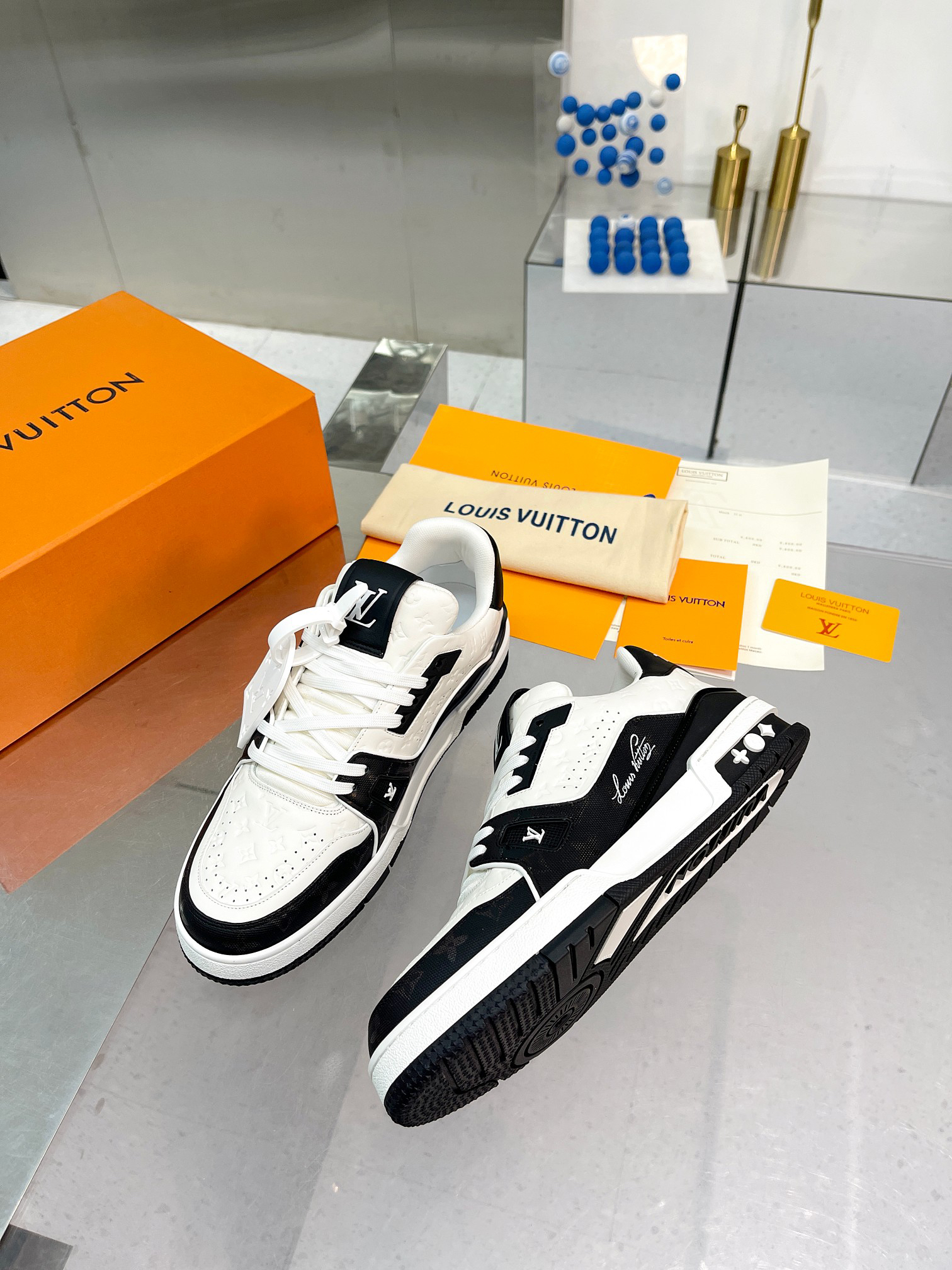 Lv Sneakers-58