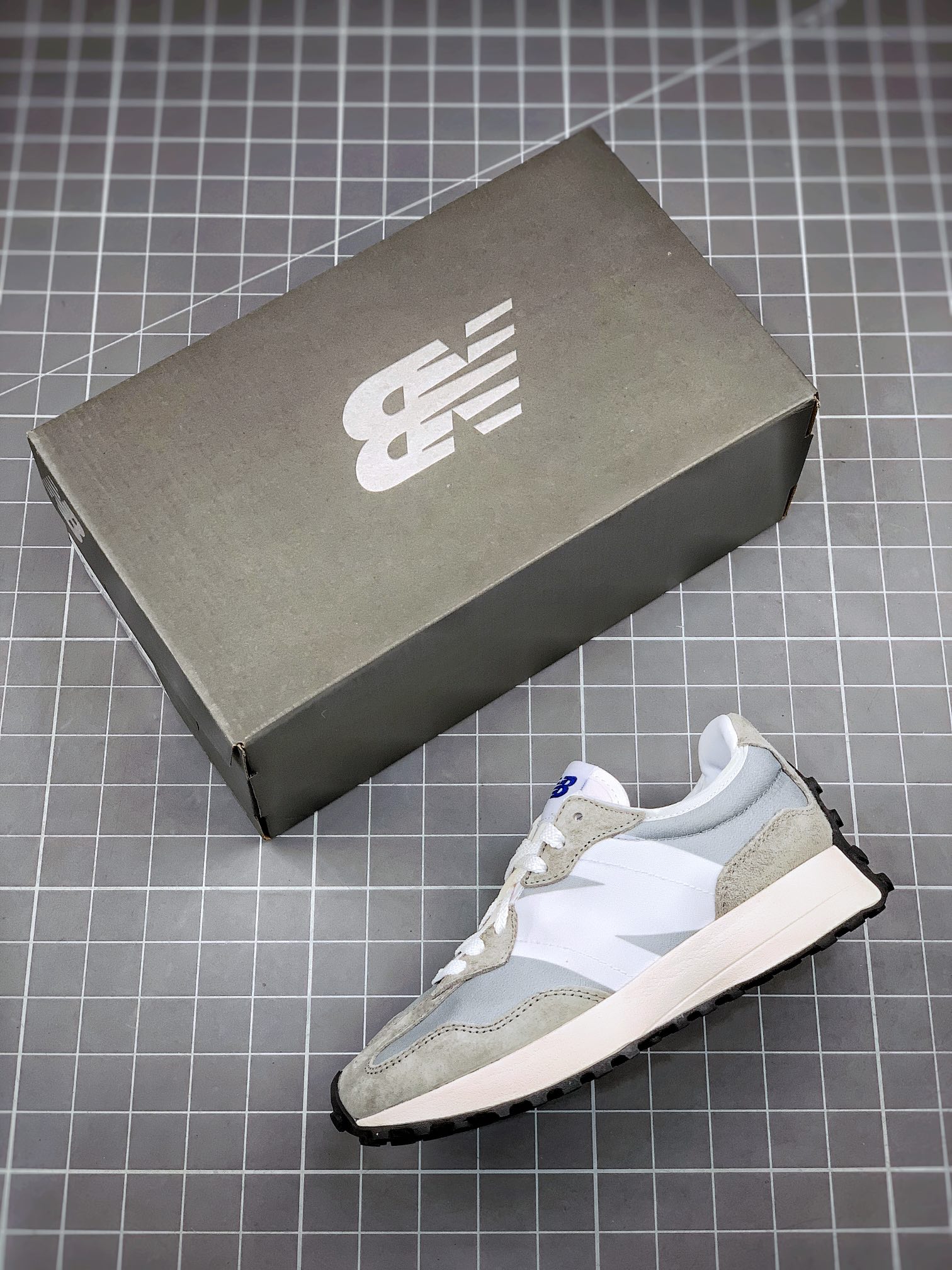 New Balance Sneakers-76