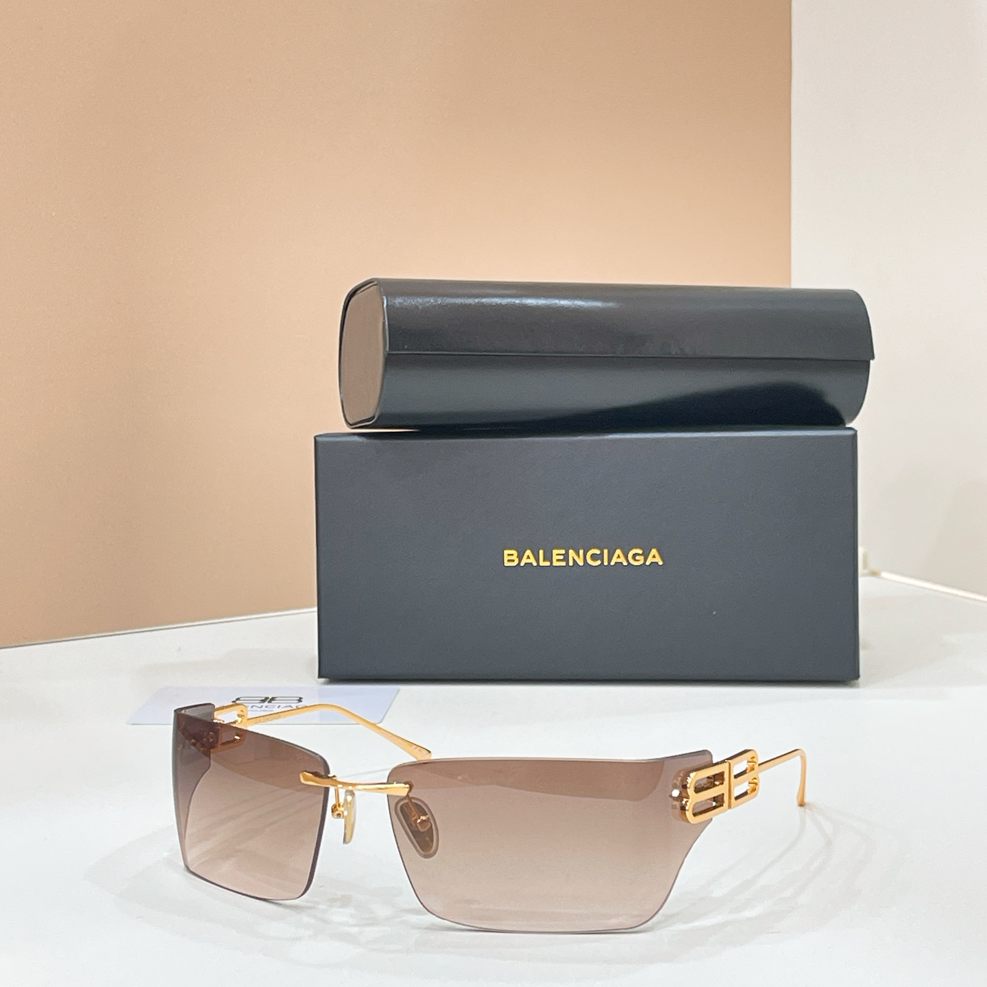 Balenciaga glasses-1