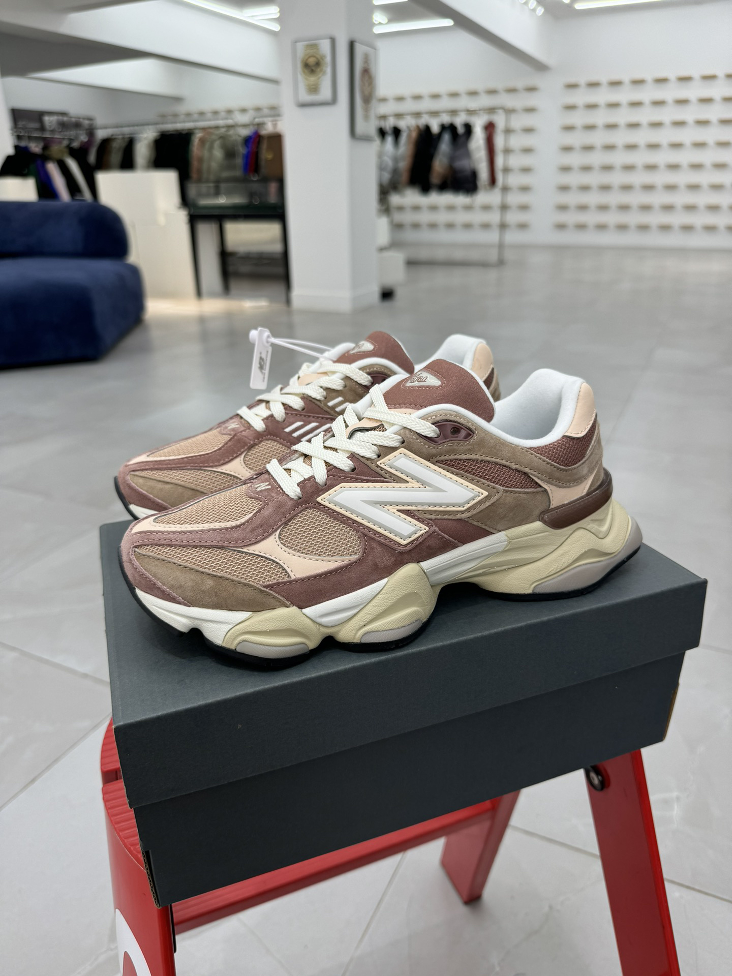 New Balance Sneakers-237