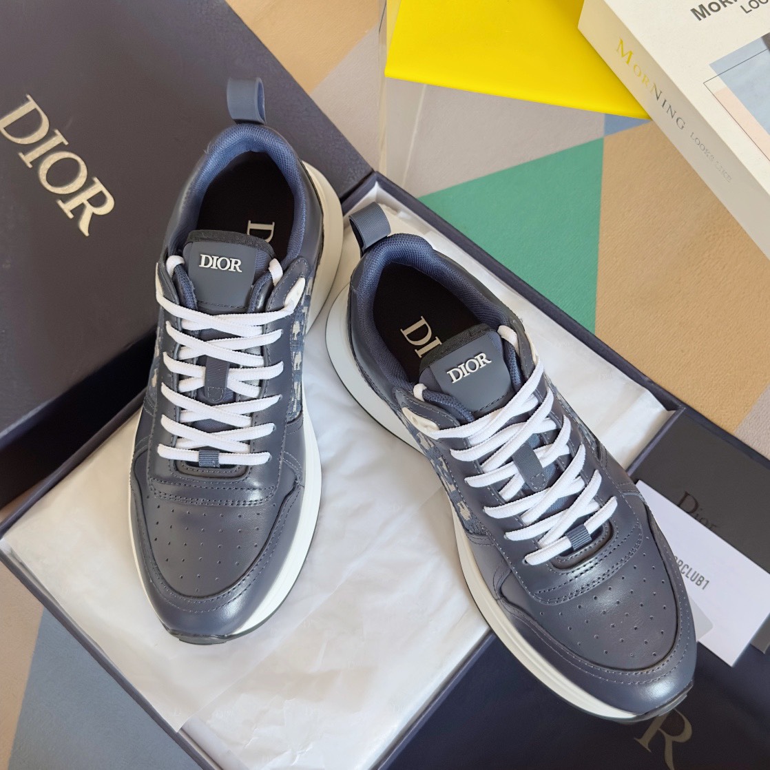 Dior Sneakers-34