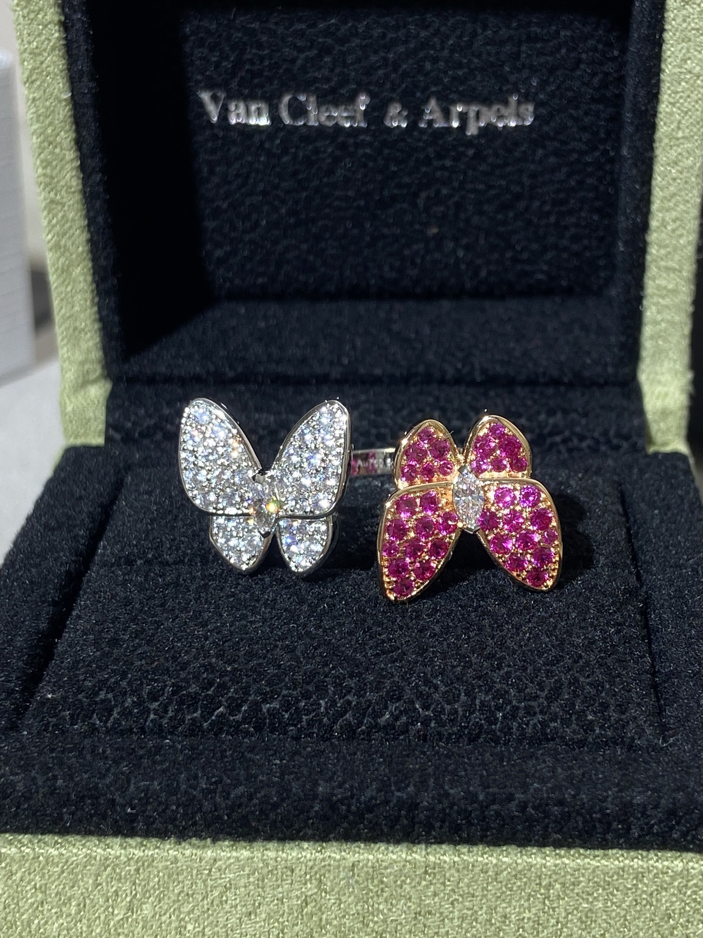 Van Cleef & Arpels ring-28