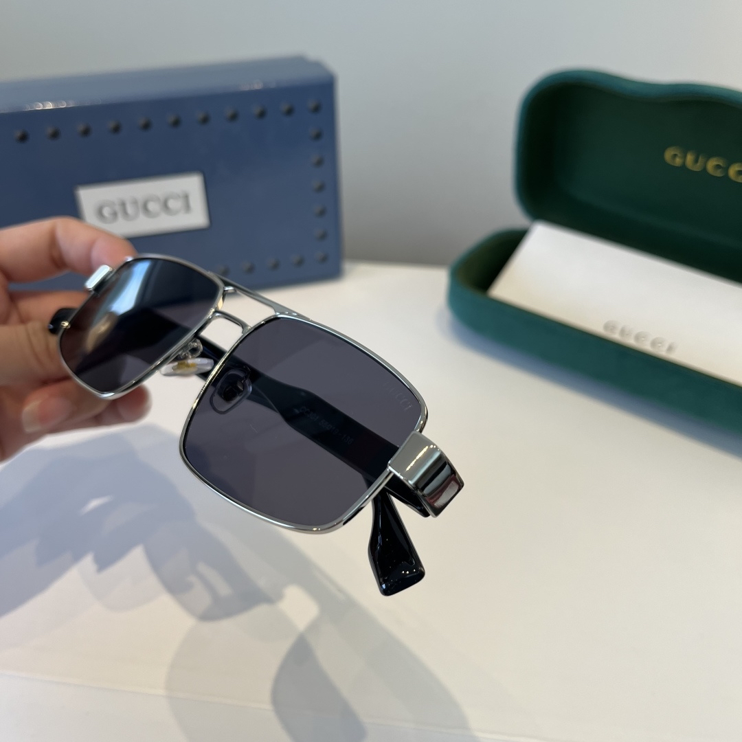 Gucci glasses-40