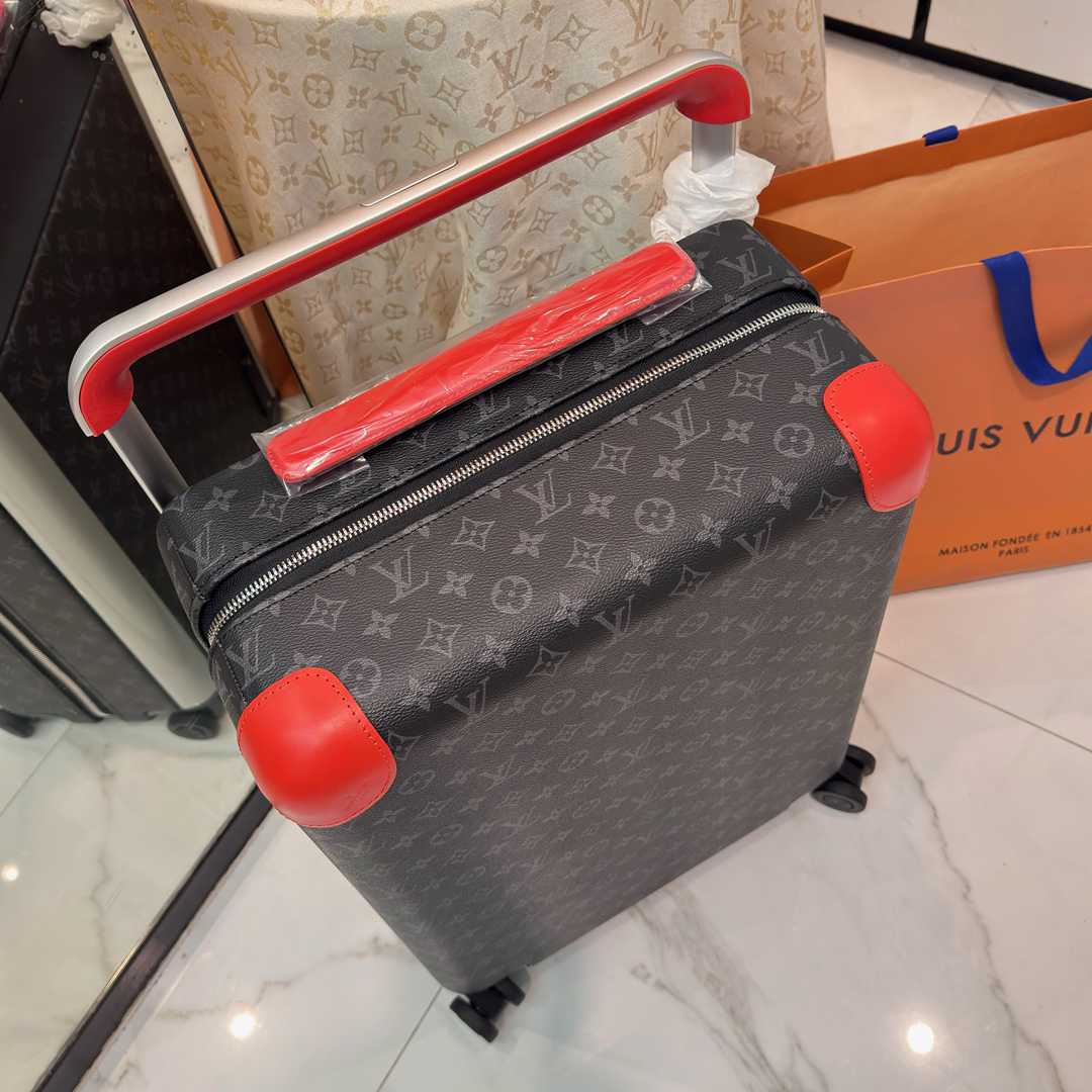 LV luggage-83