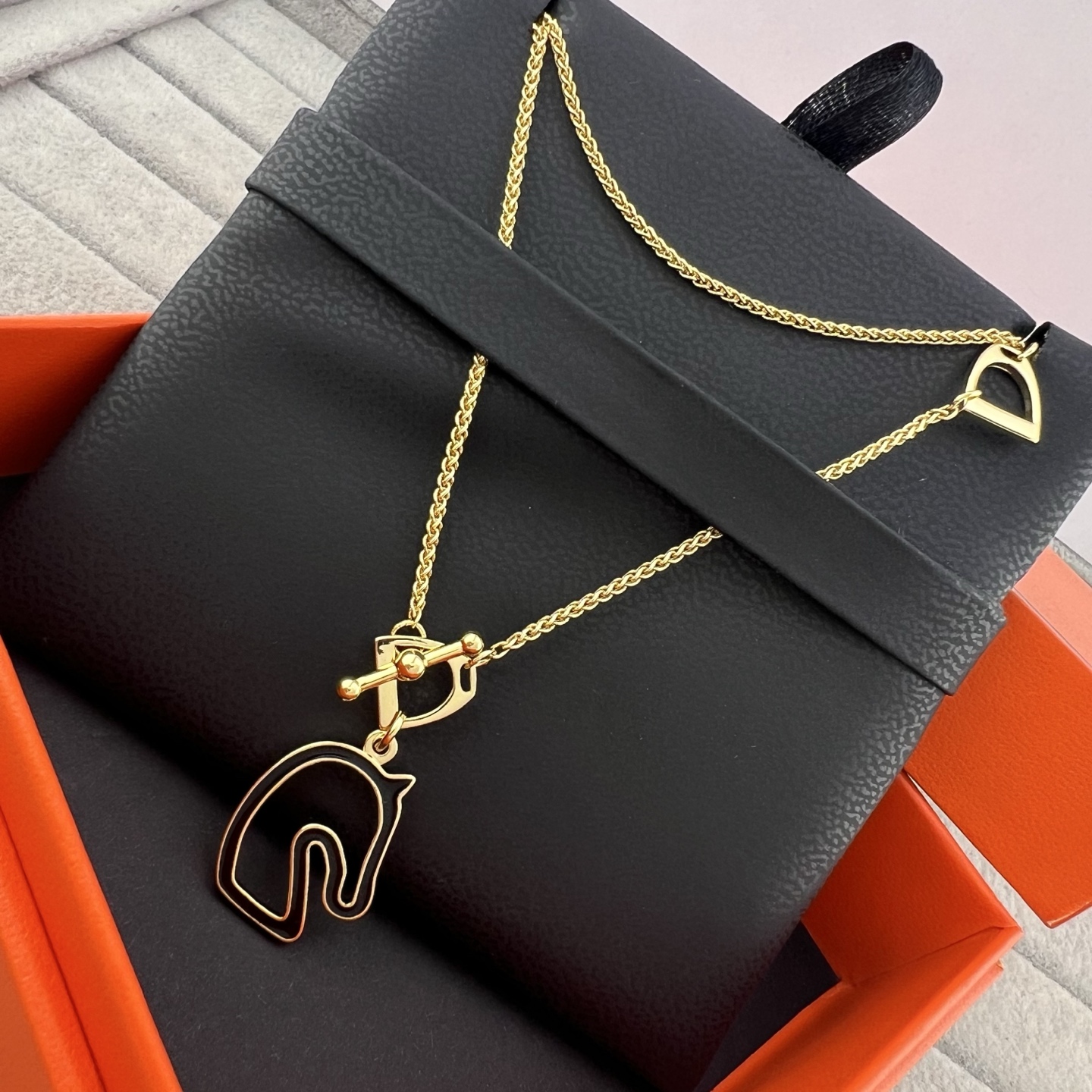 Hermes necklace-60