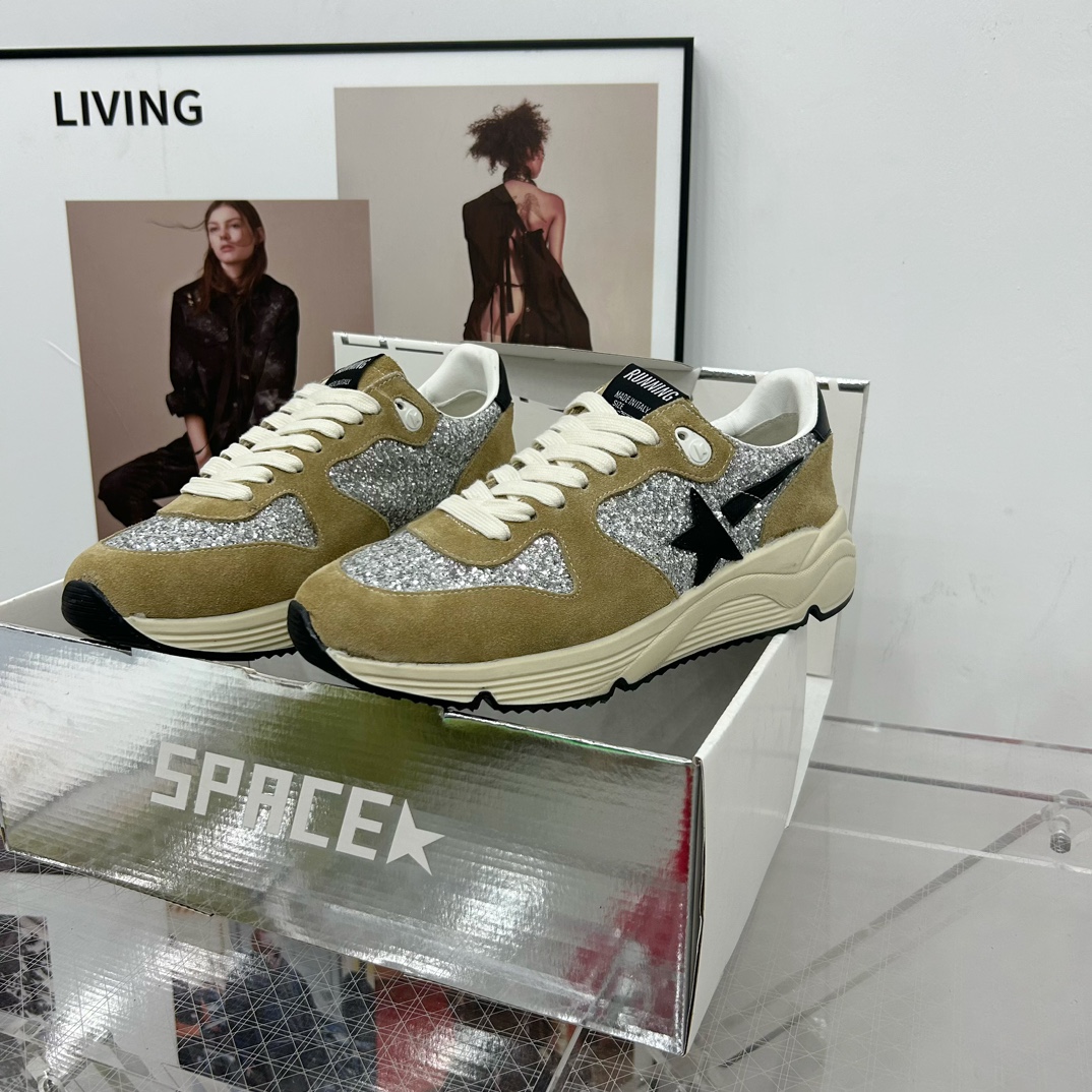 Golden Goose Sneakers-85
