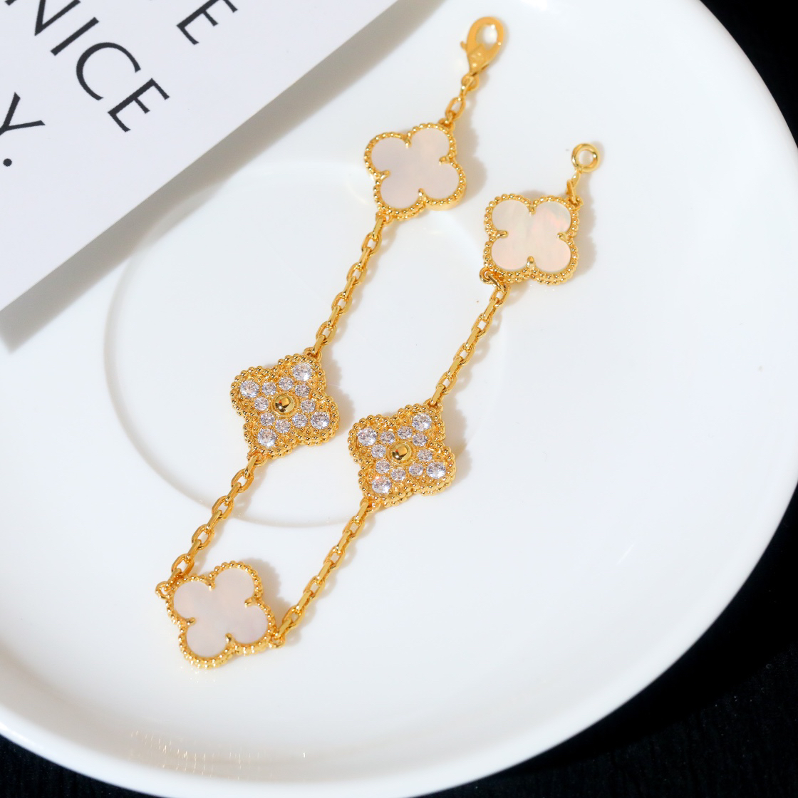 Van Cleef & Arpels Bracelet-69
