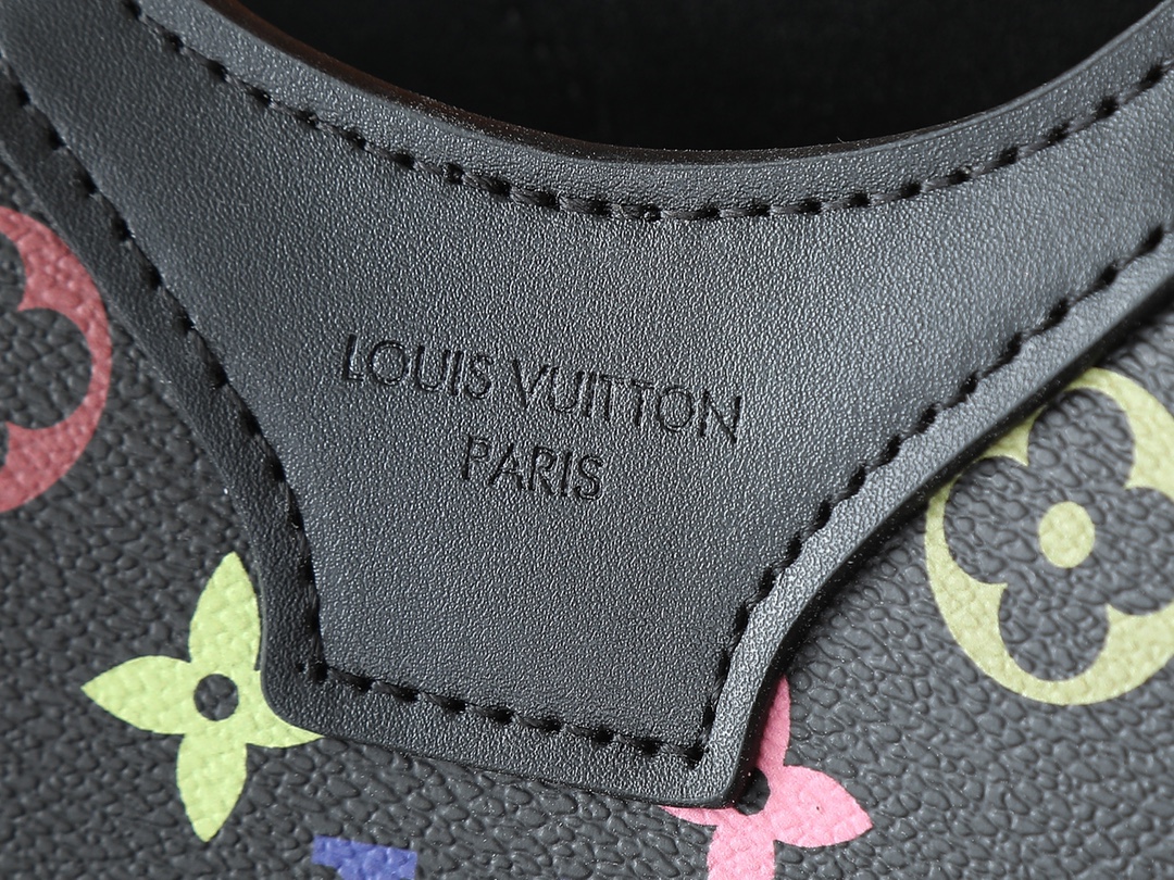 Louis Vuitton Hot New Product-204
