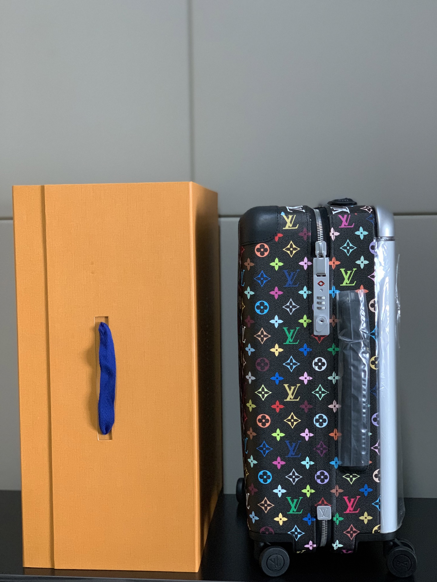 LV luggage-45