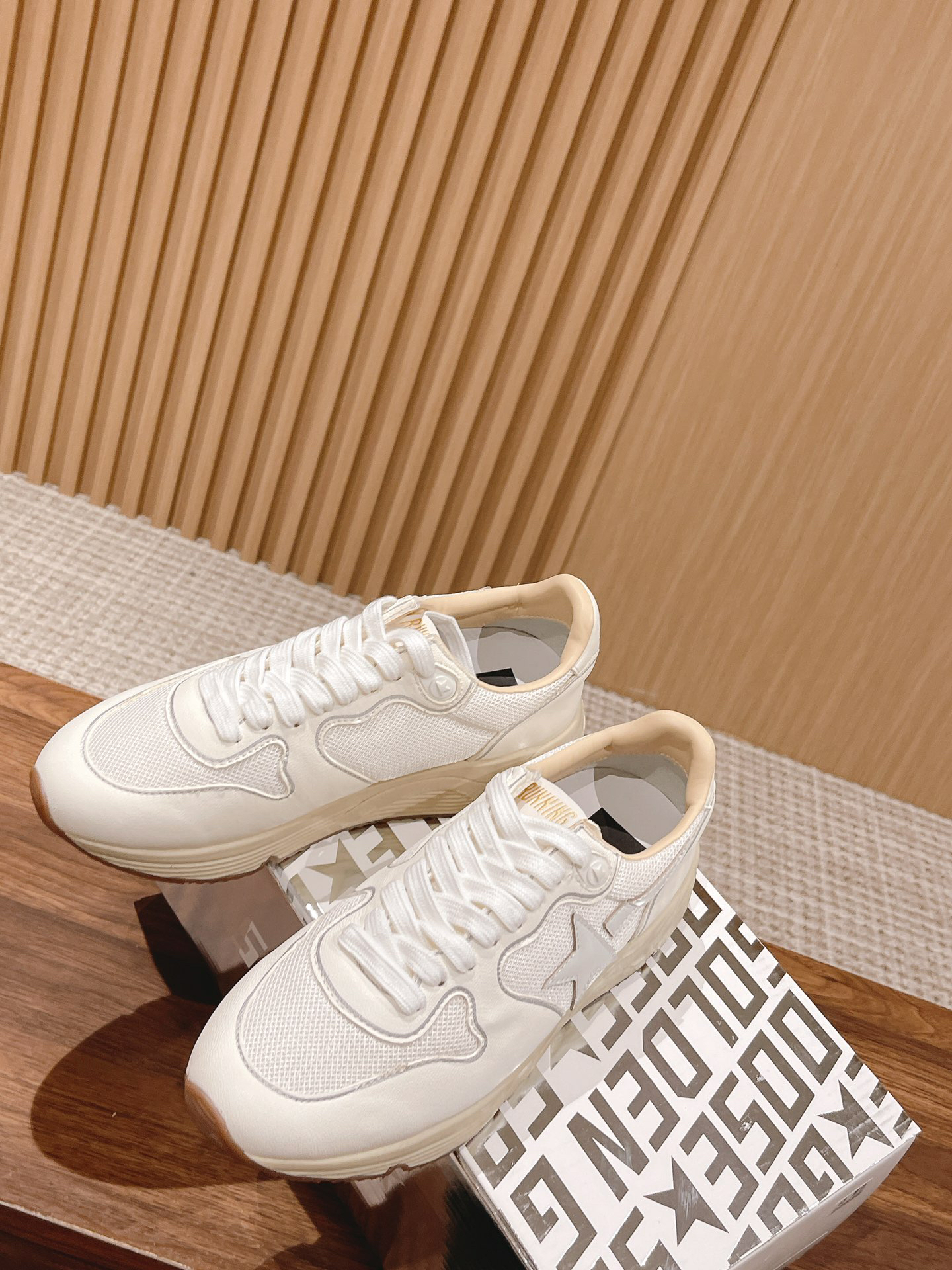 Golden Goose Sneakers-39