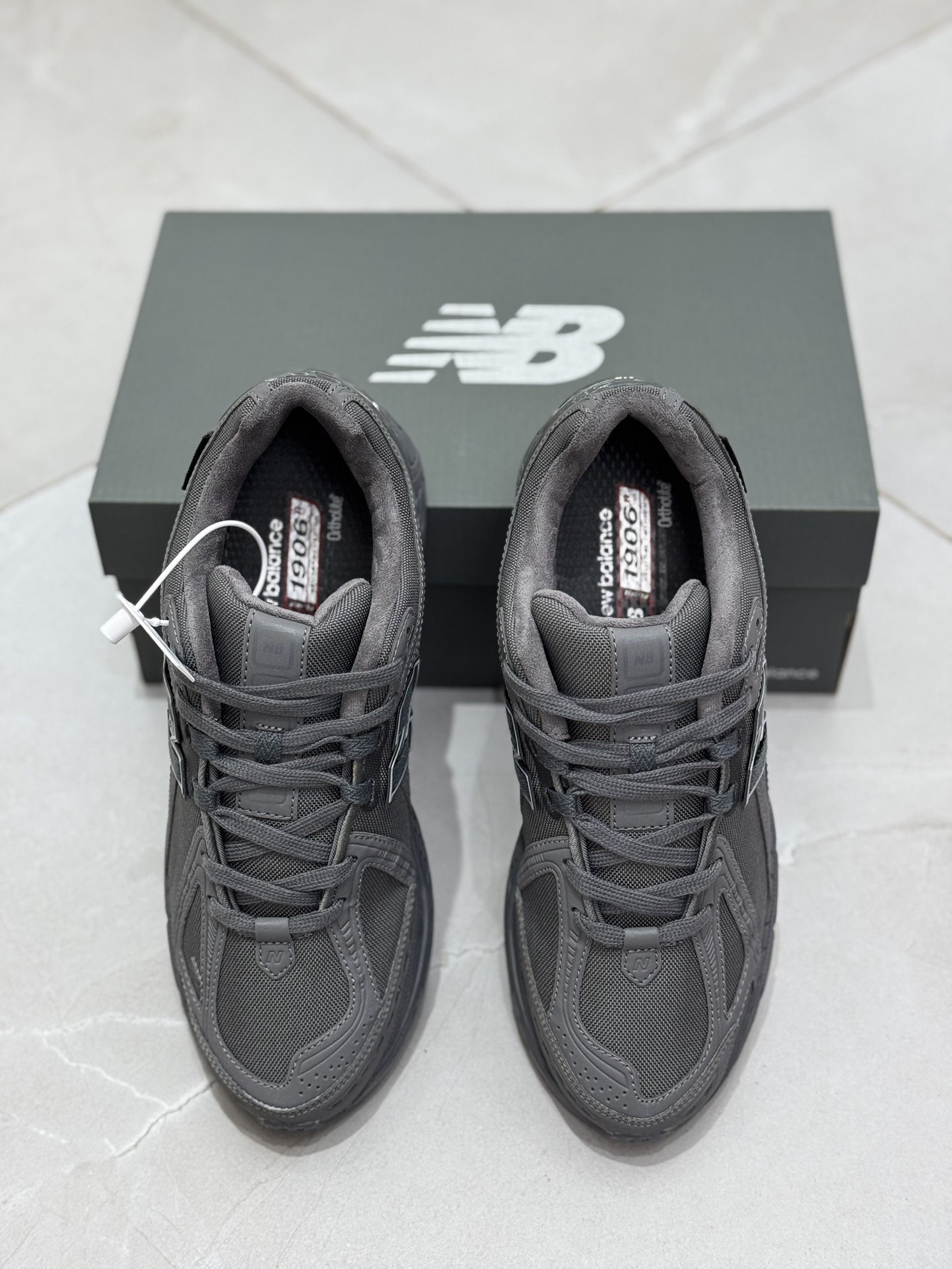 New Balance Sneakers-196