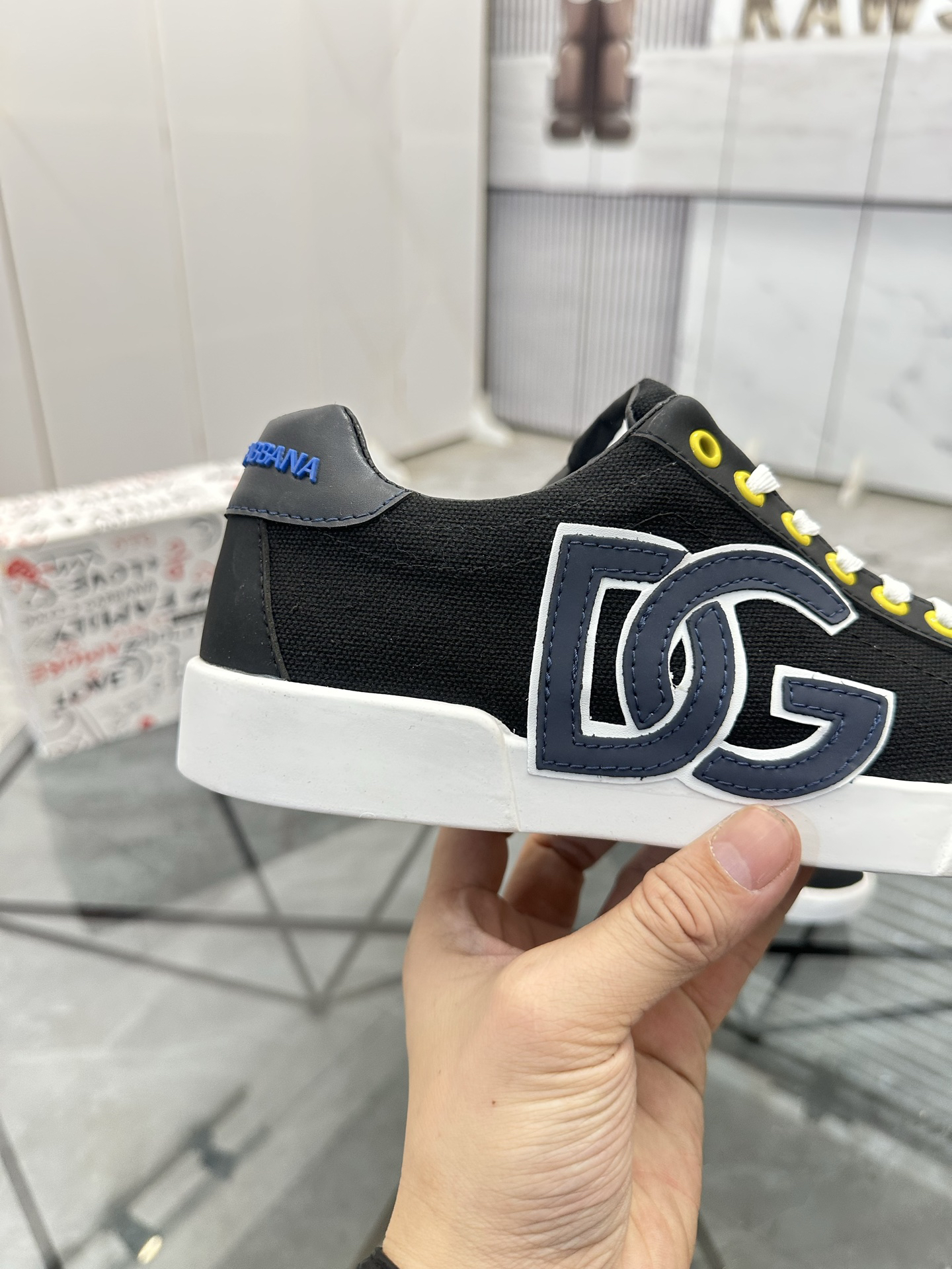 D&G Sneakers-188