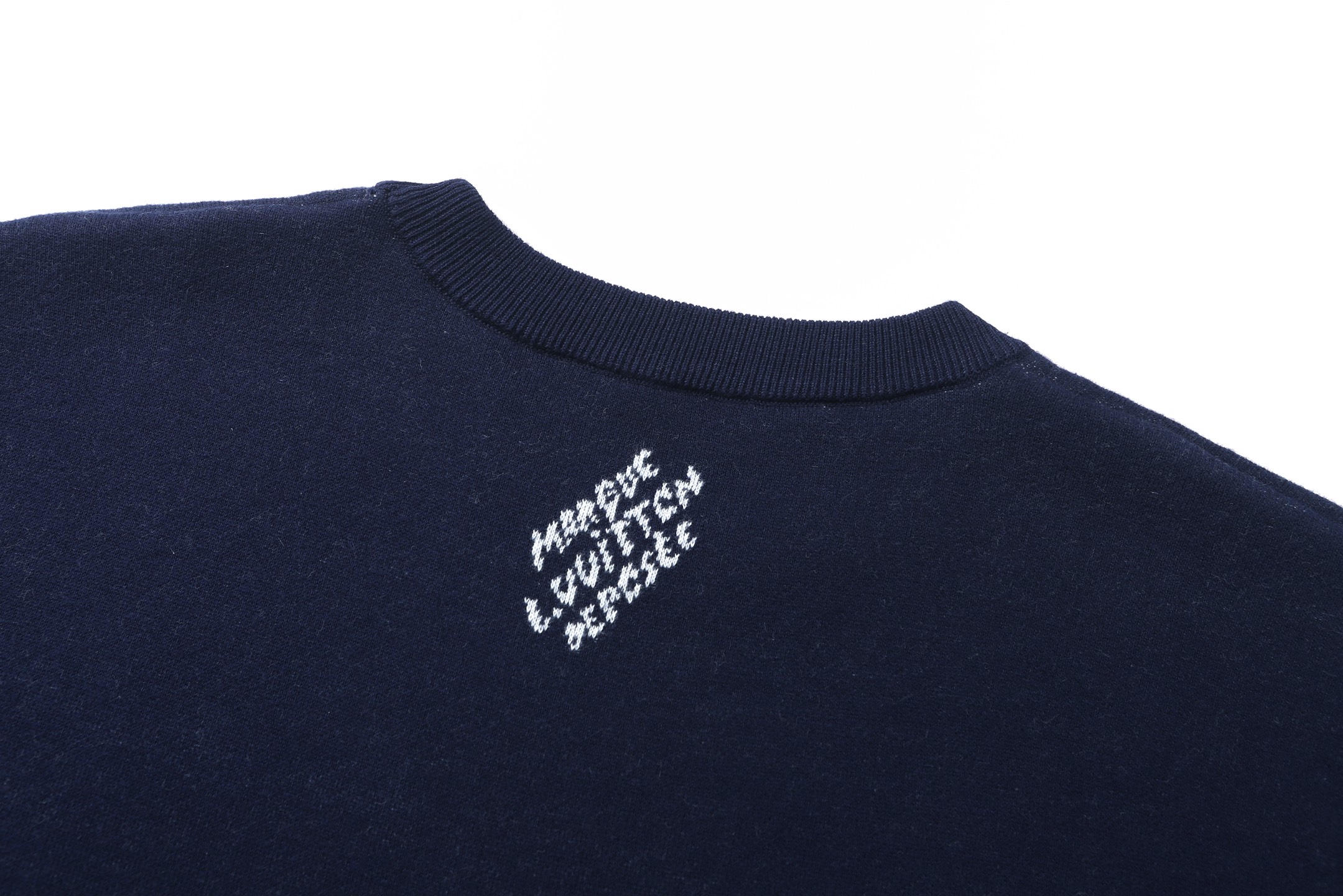 LV Clothing-221