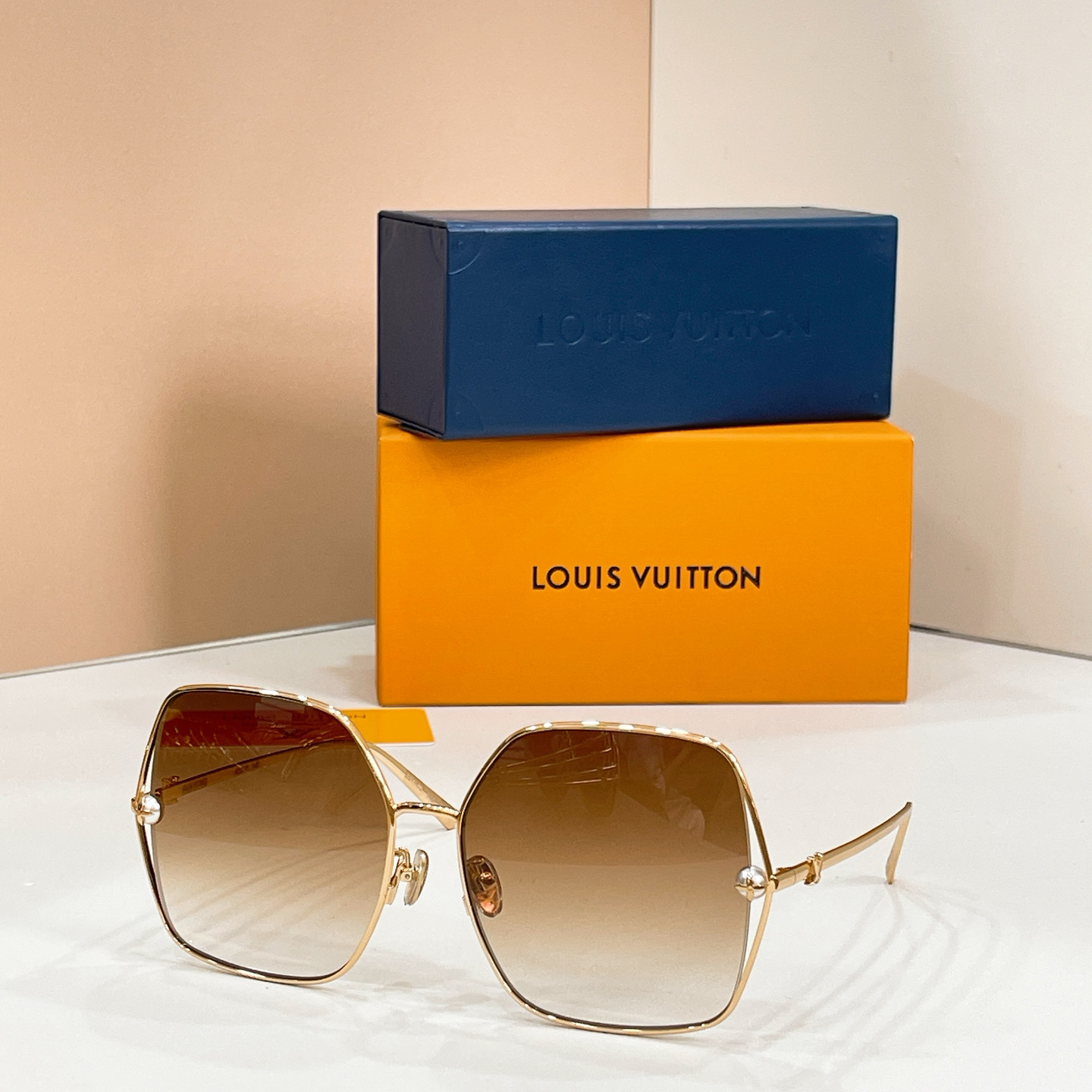 LV glasses-35
