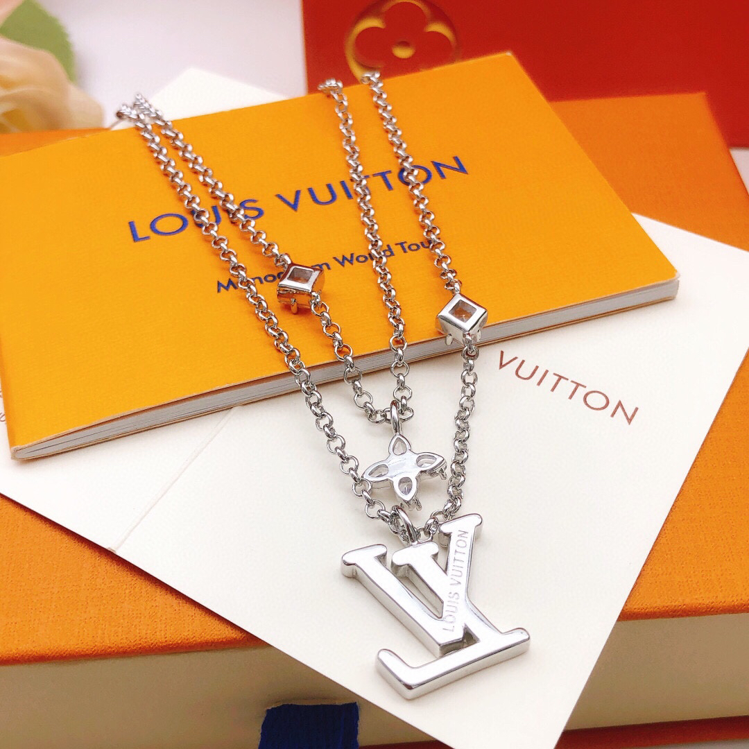 LV necklace-69