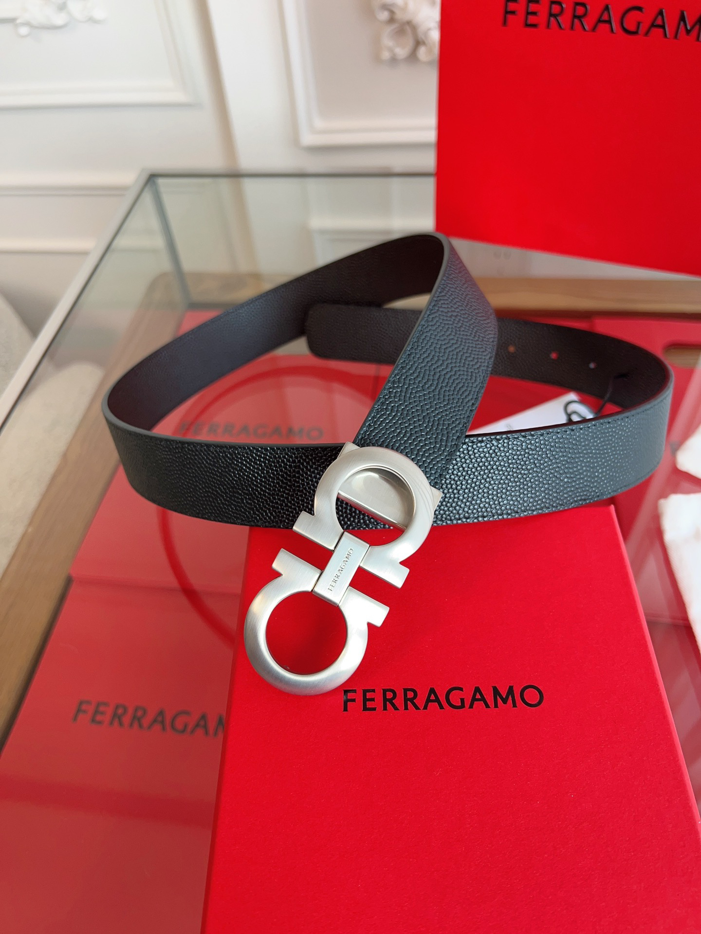 Ferragamo belt-112