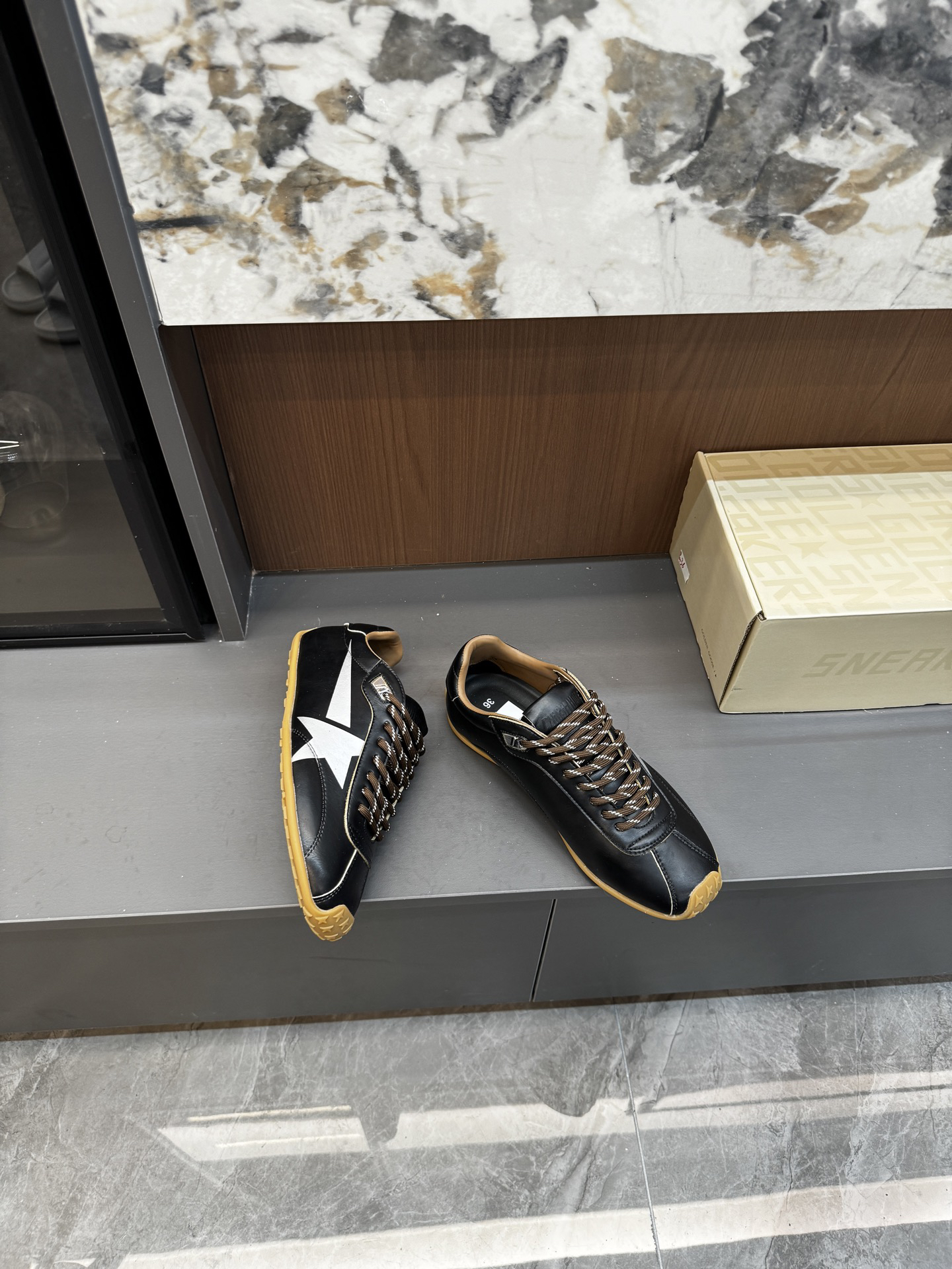 Golden Goose Sneakers-23