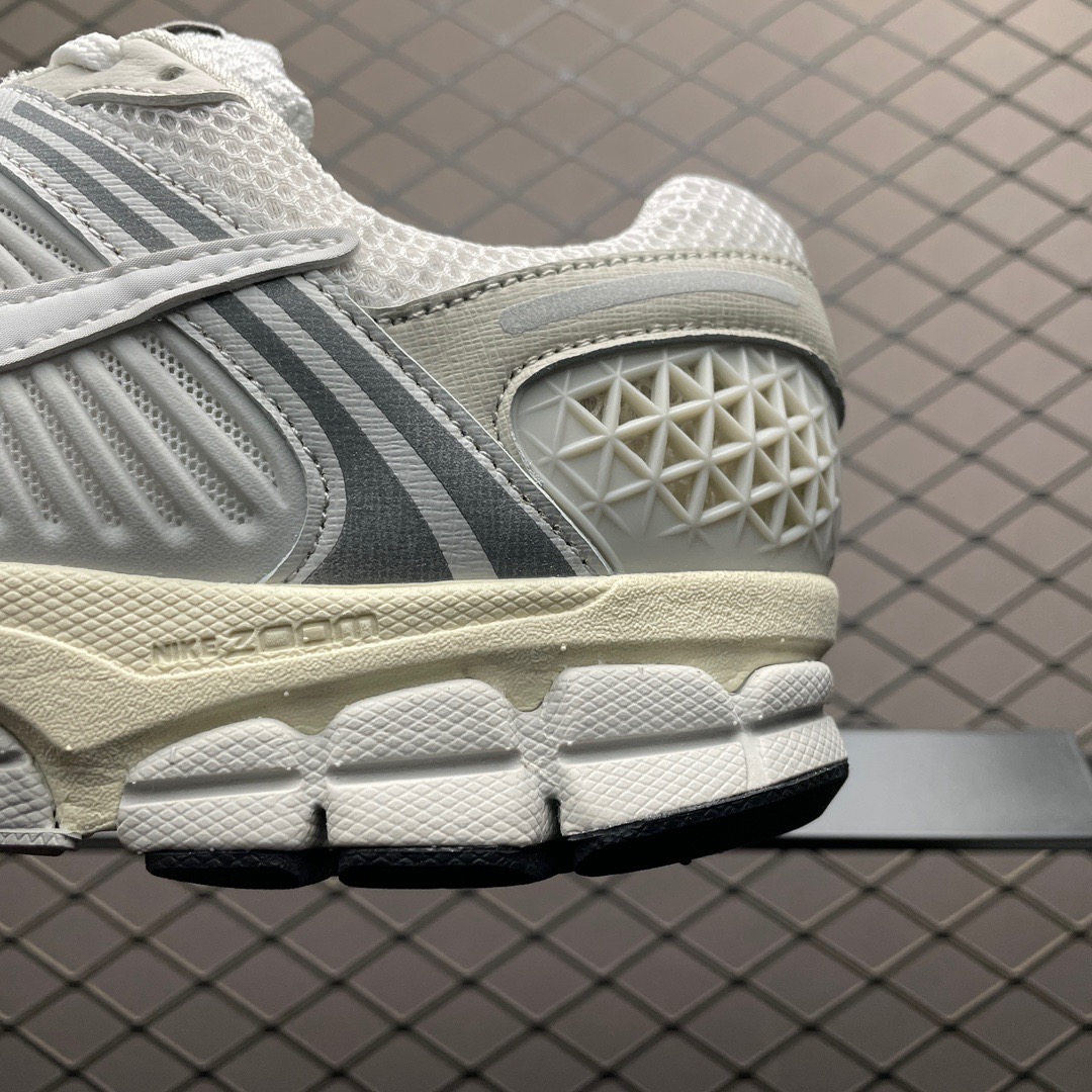 Nike Sneakers-207