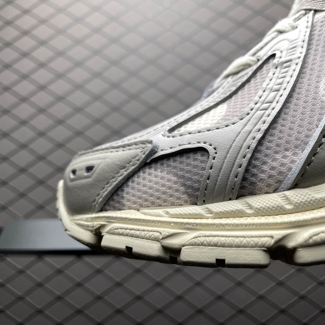 New Balance Sneakers-35